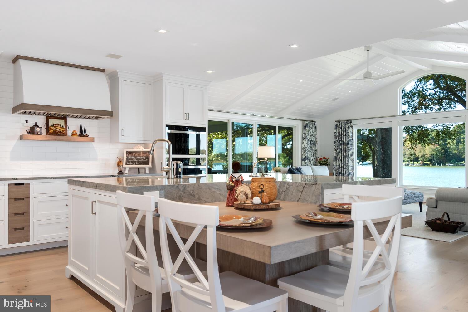 EASTON - Residential