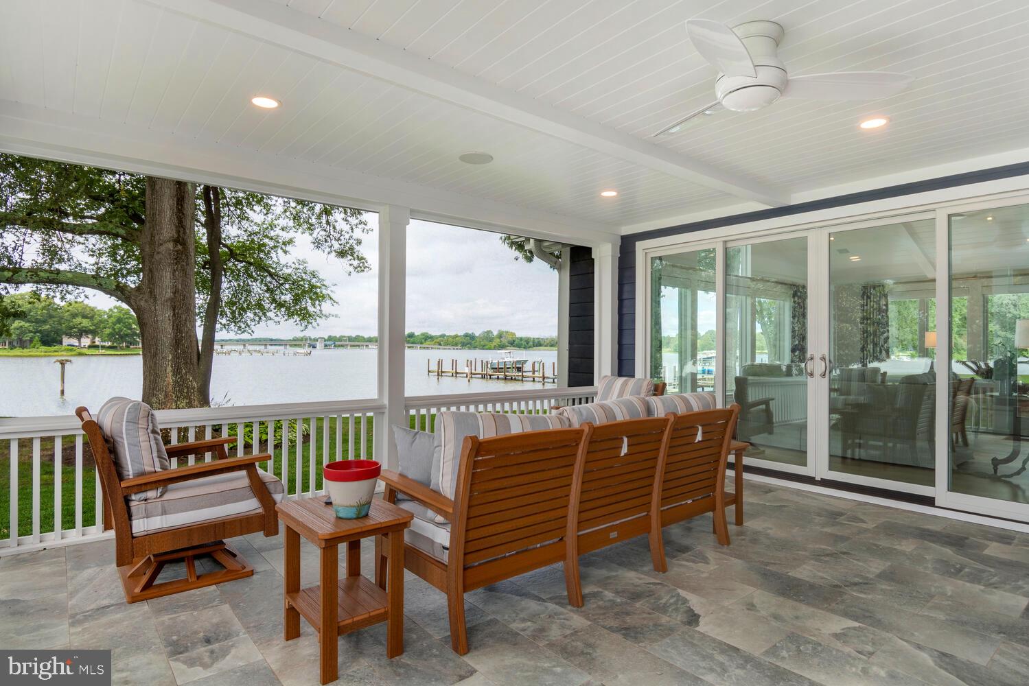 EASTON - Residential