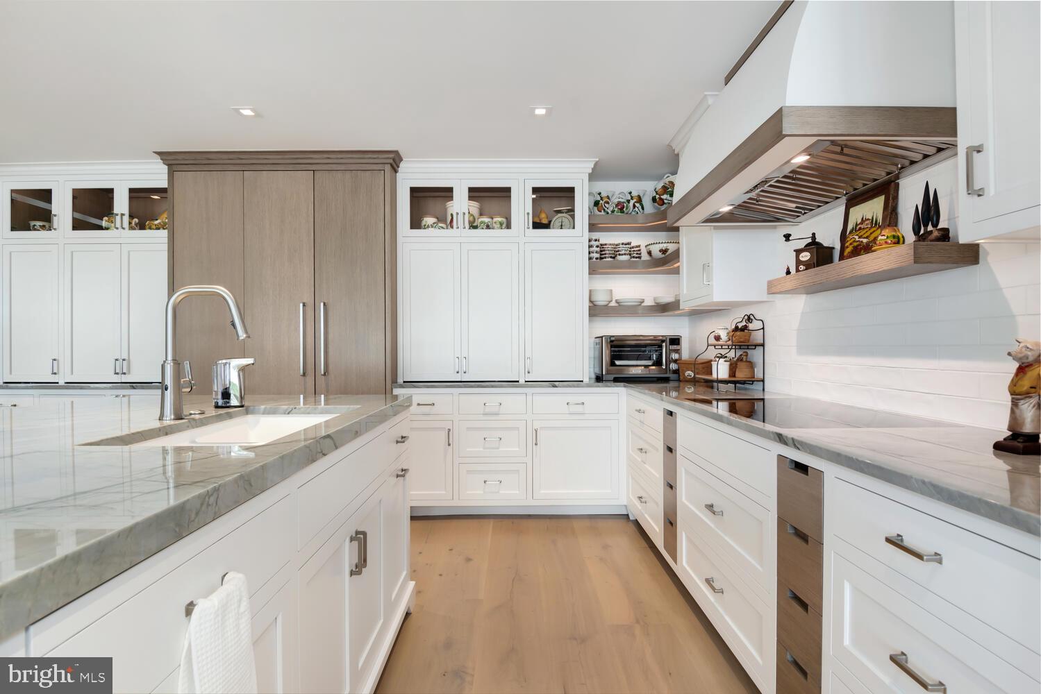 EASTON - Residential