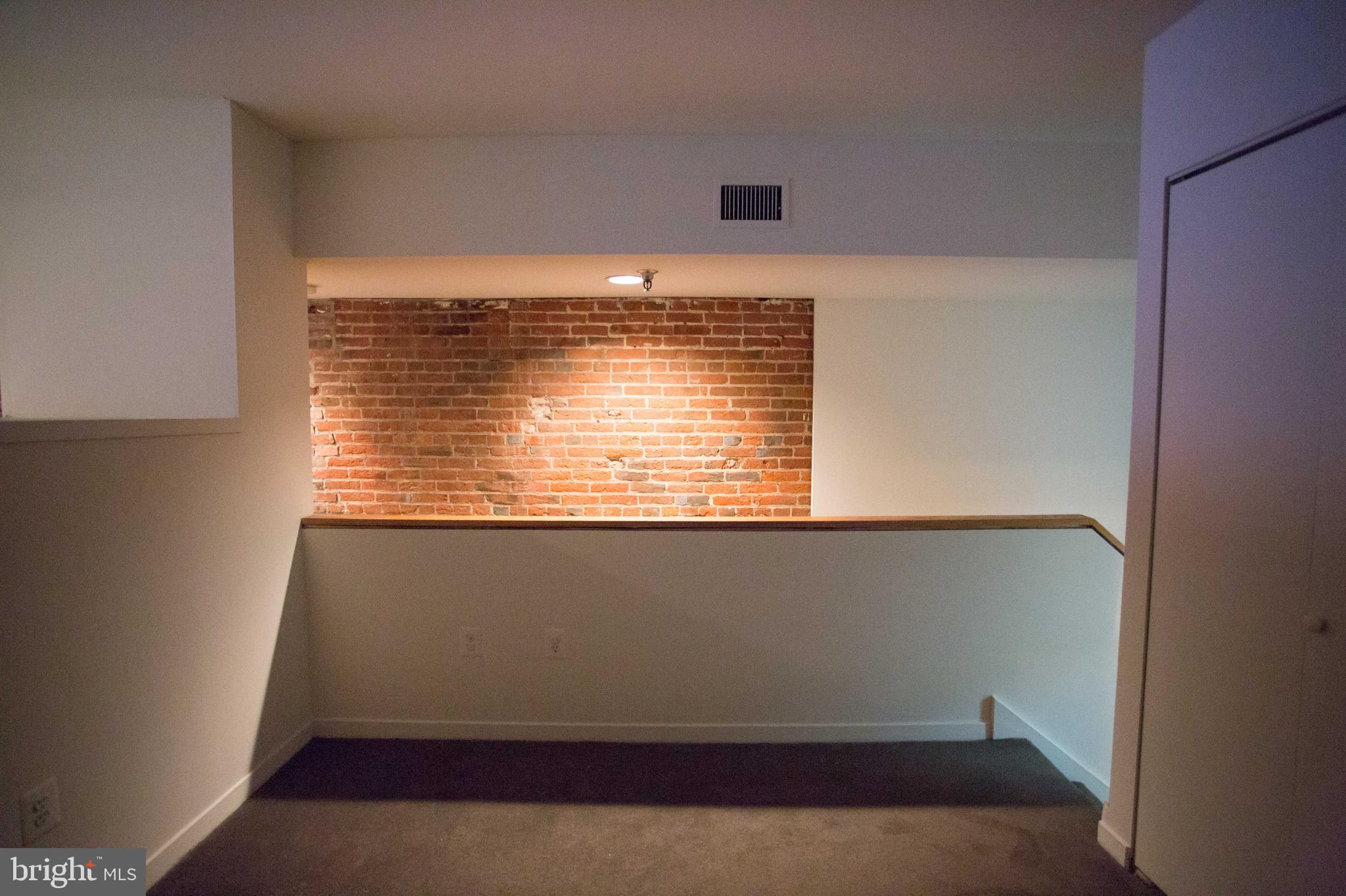 OLD CITY - Residential Lease