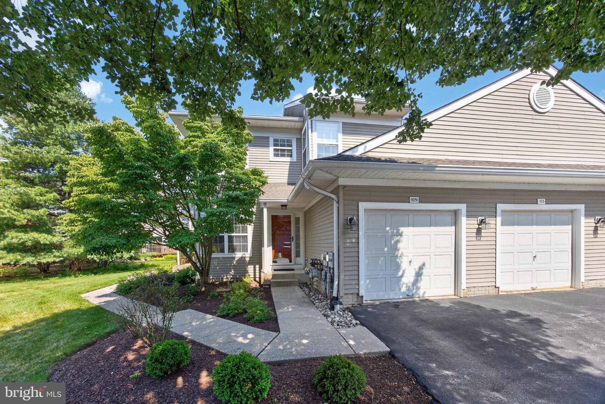 109 JEFFORDS COURT 905