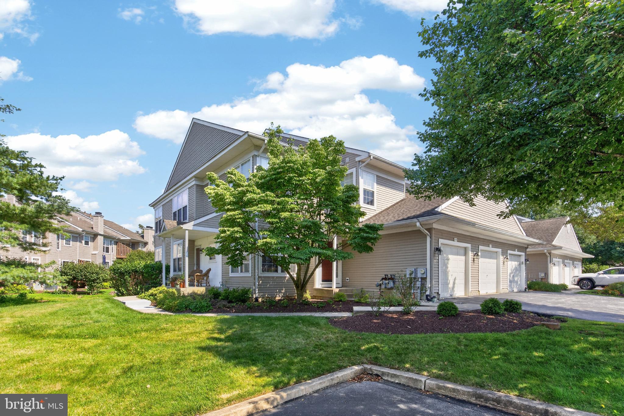 109 JEFFORDS COURT 905