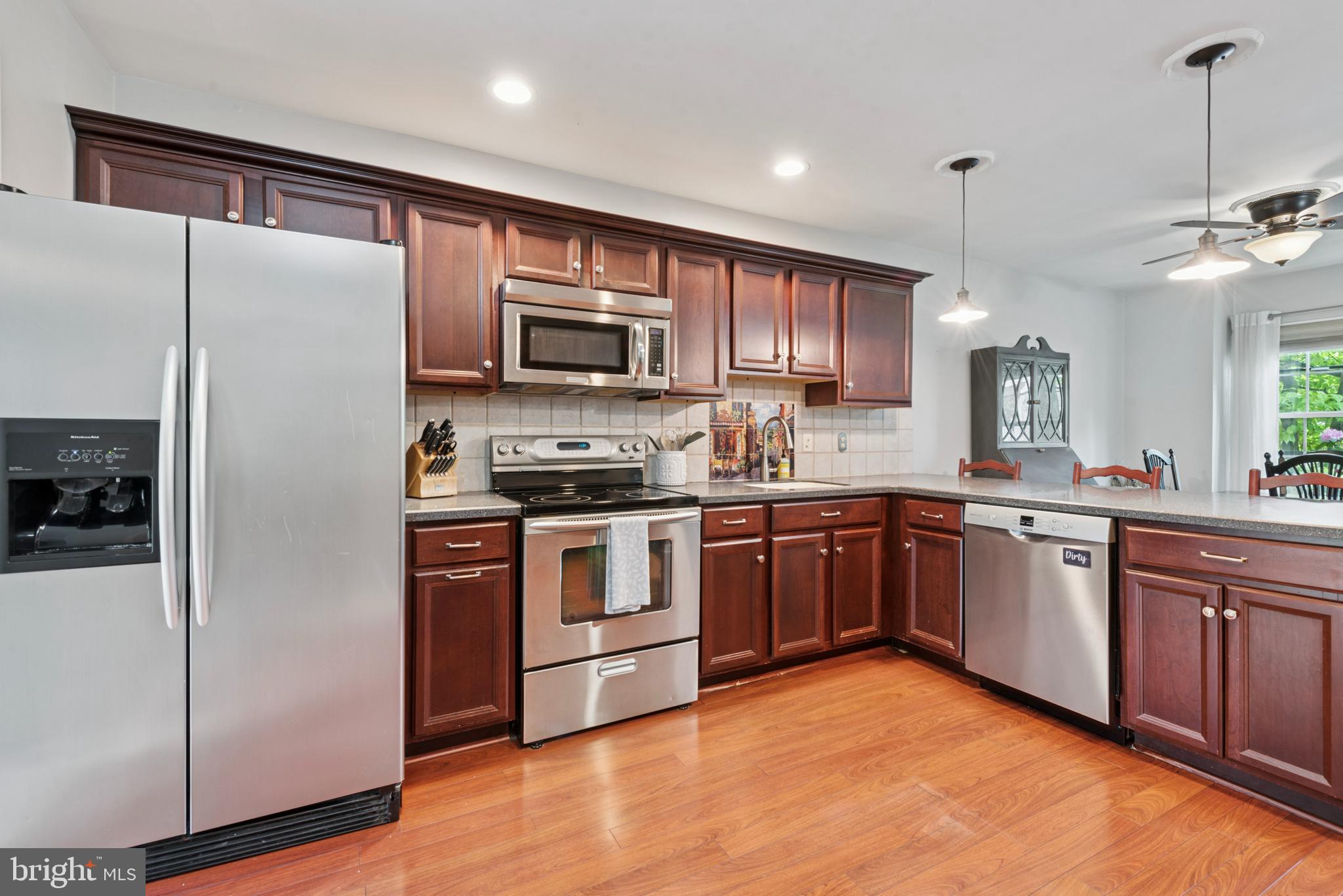 1415 ASPEN COURT