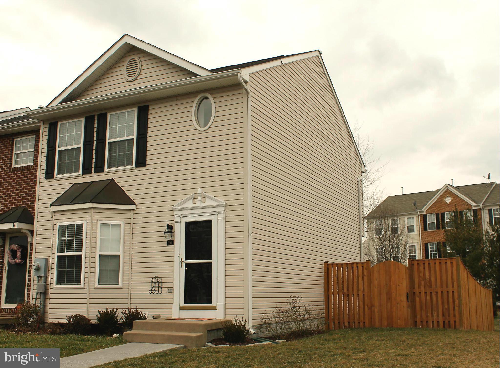 LEXINGTON COURT - Residential