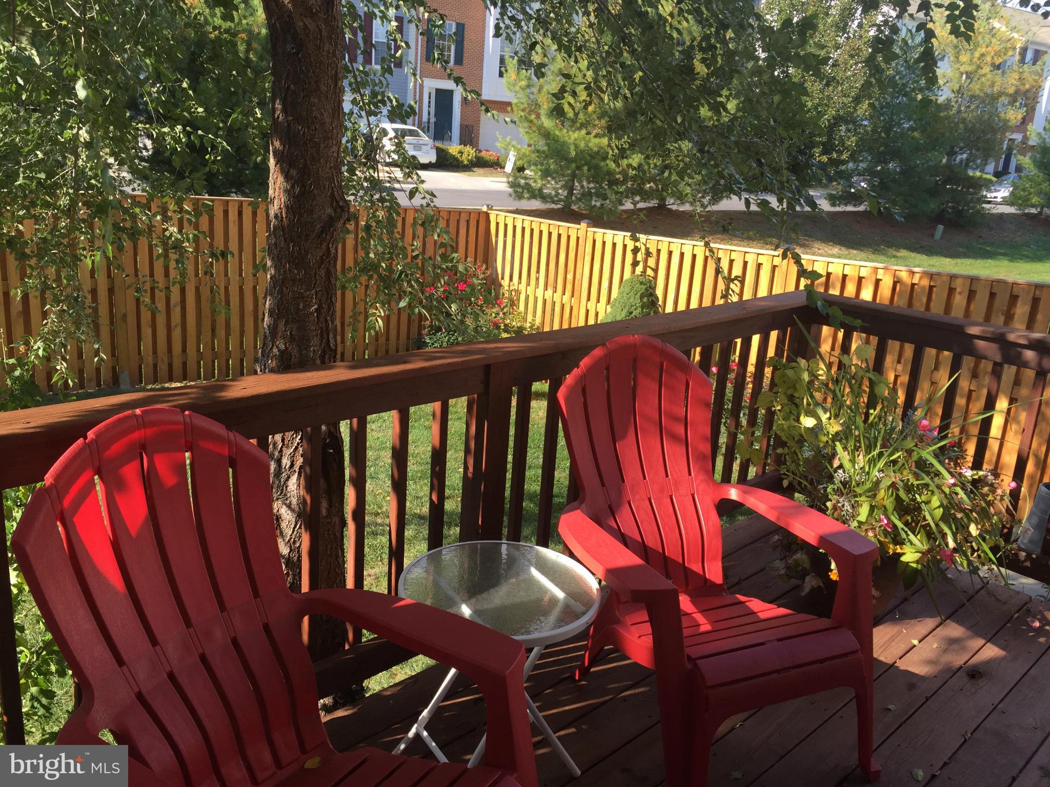 LEXINGTON COURT - Residential