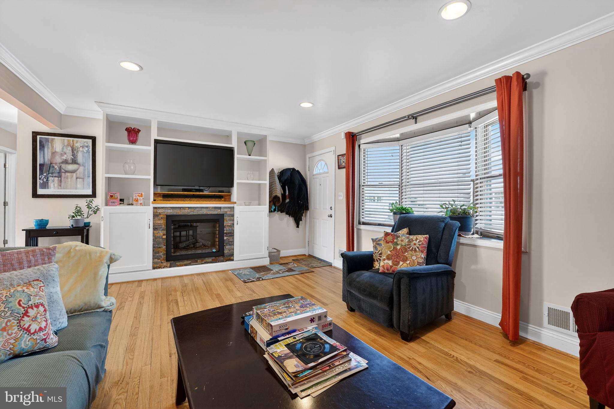 PINE GROVE HOMES - Residential