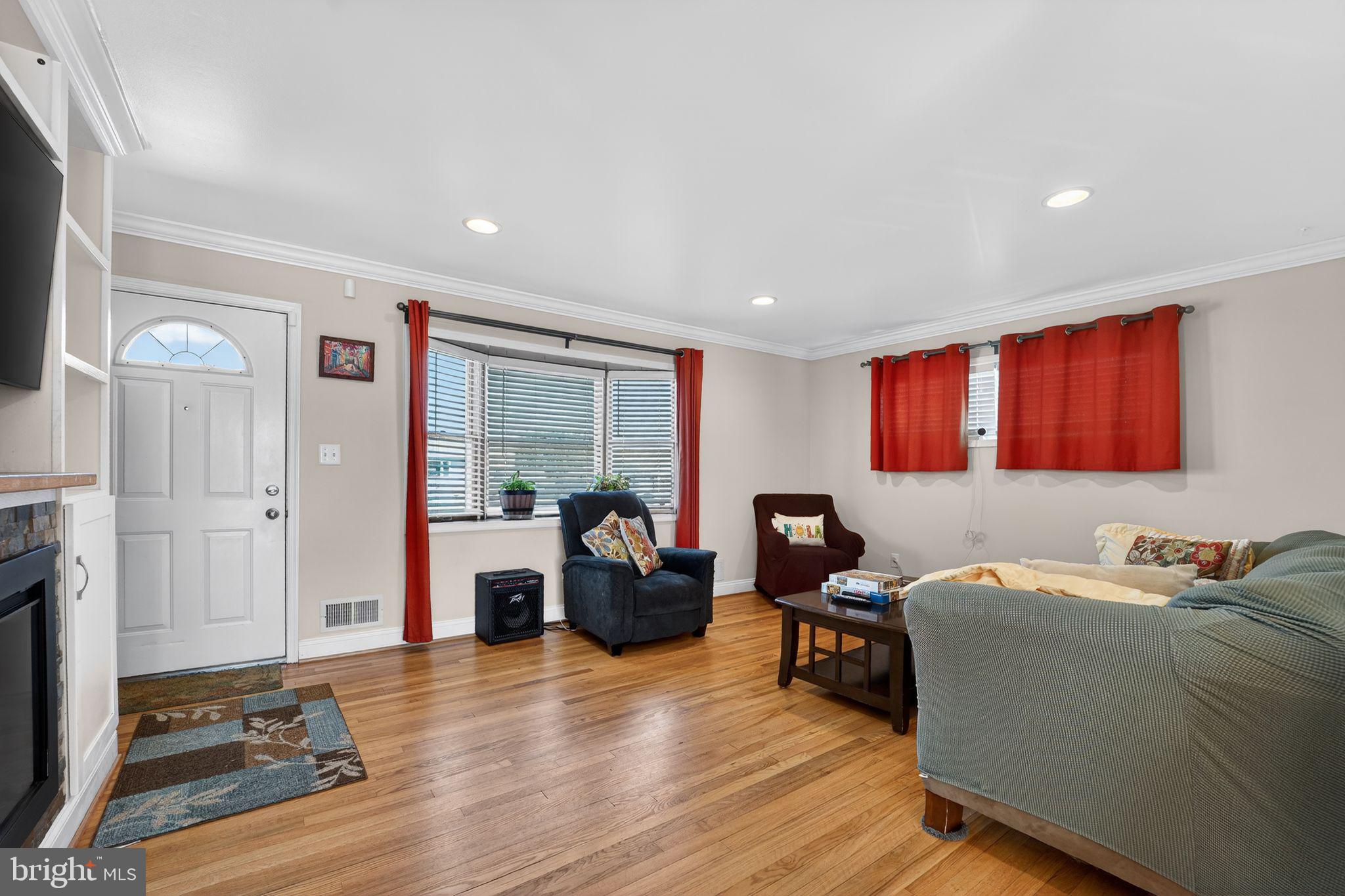 PINE GROVE HOMES - Residential