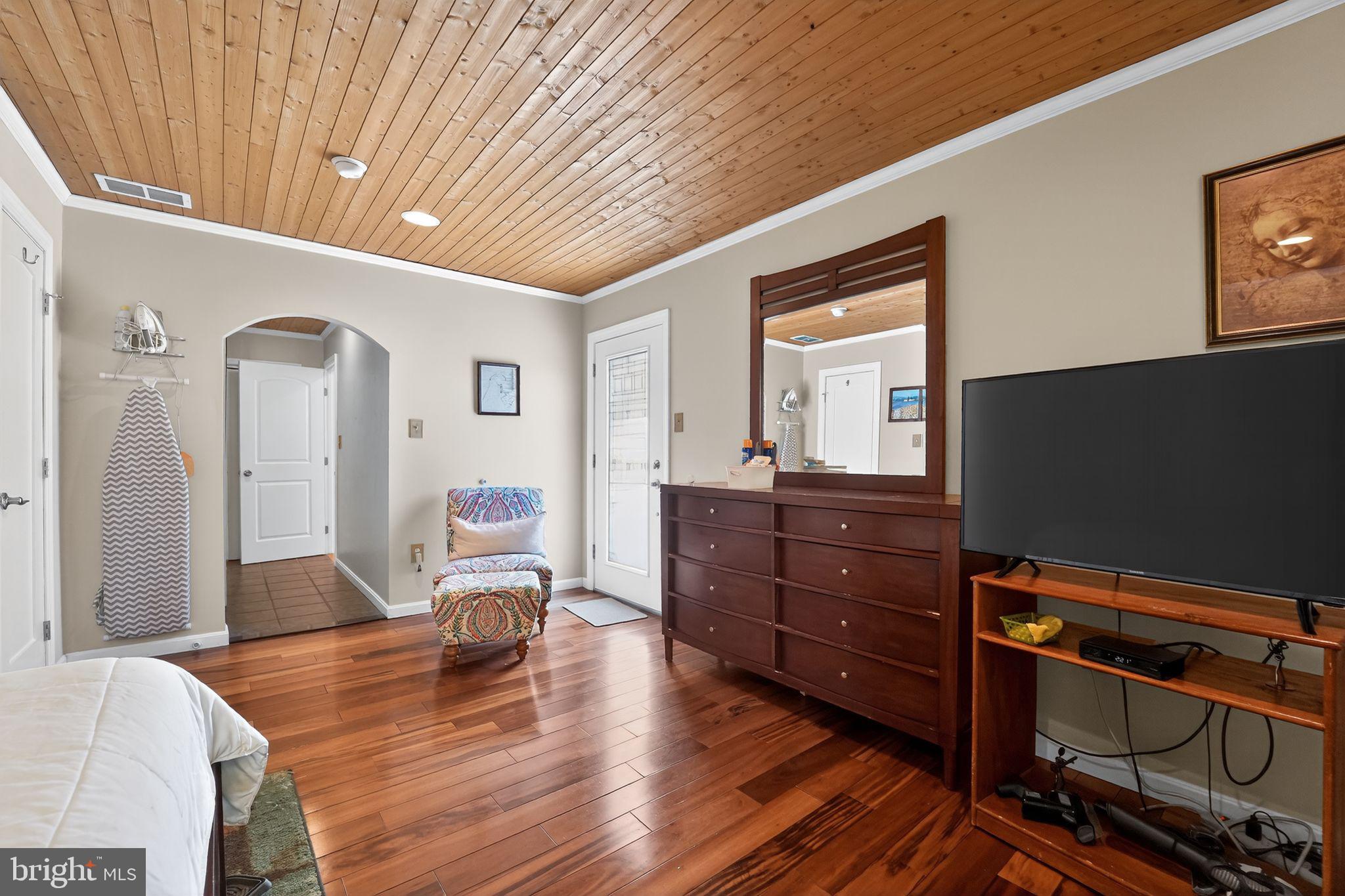 PINE GROVE HOMES - Residential