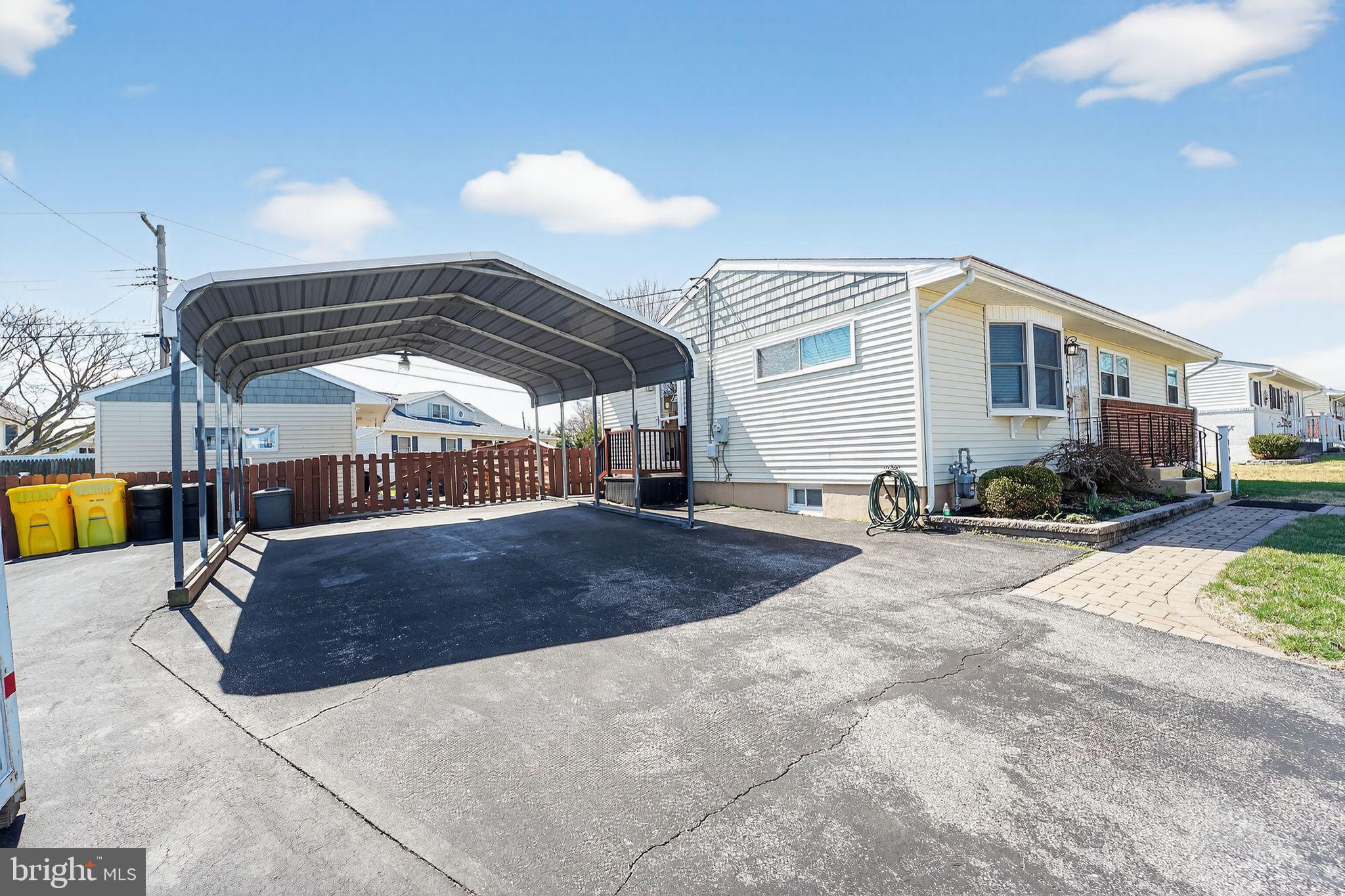 PINE GROVE HOMES - Residential