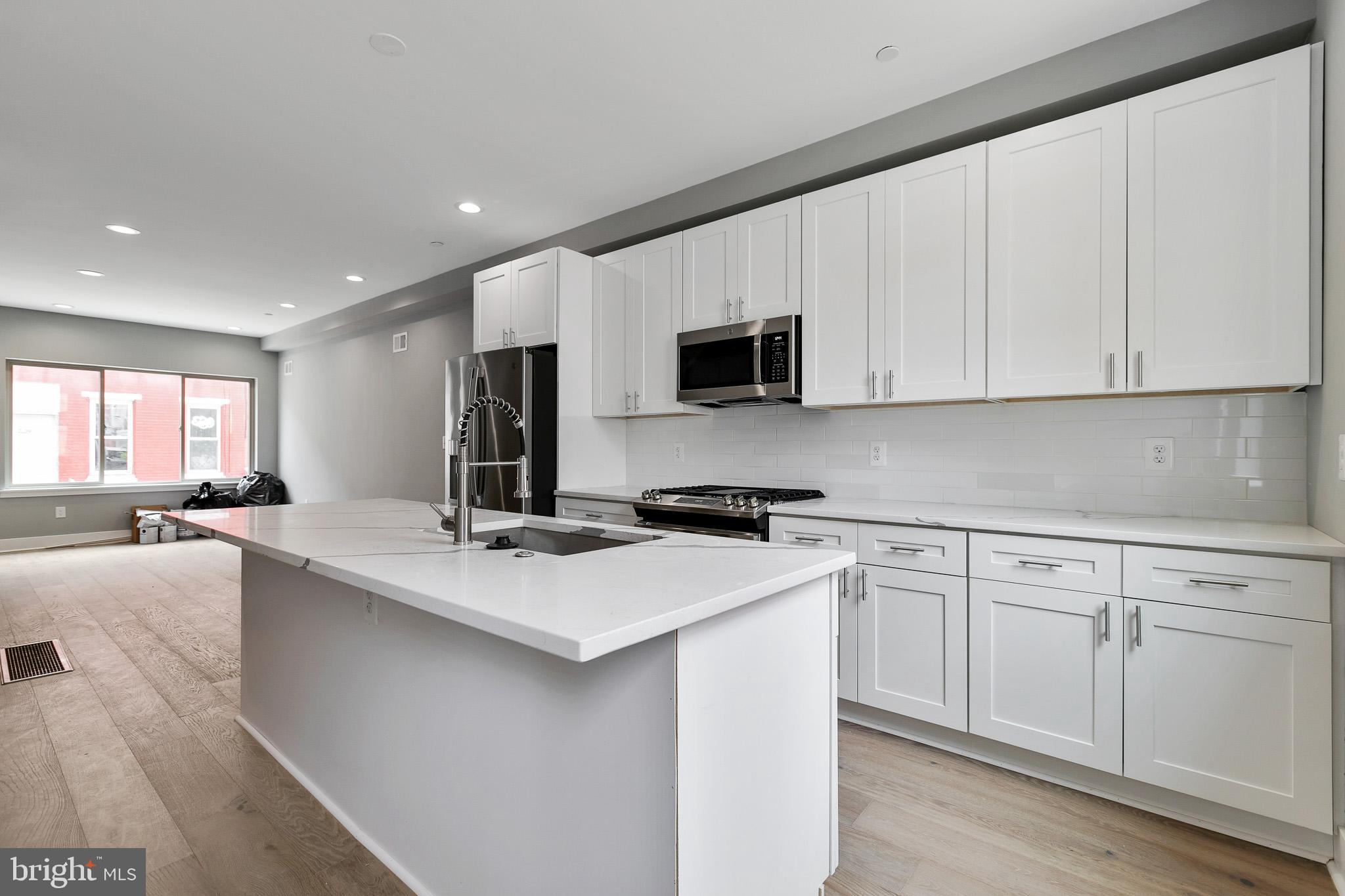 WEST KENSINGTON - Residential Lease