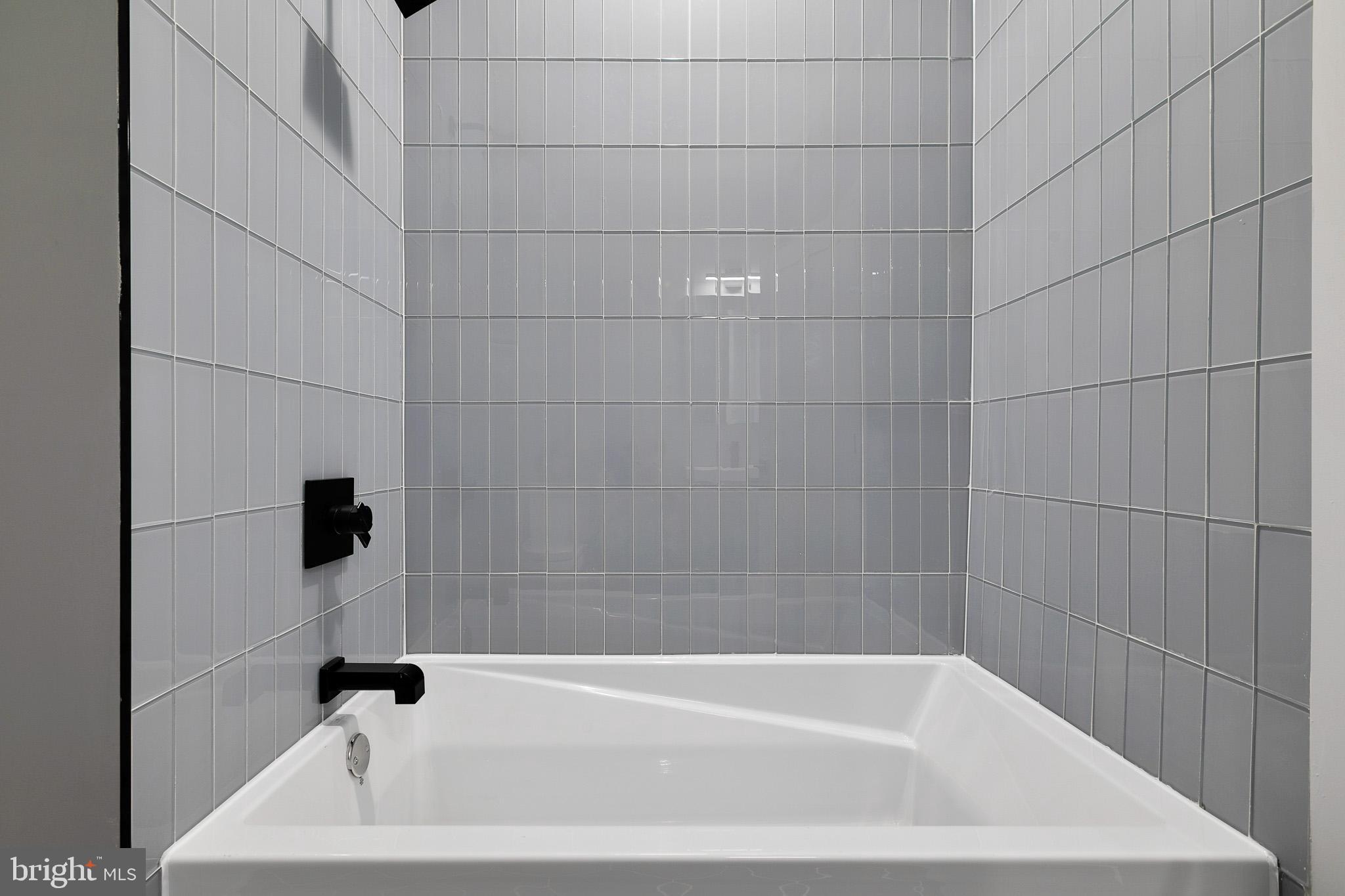 WEST KENSINGTON - Residential Lease