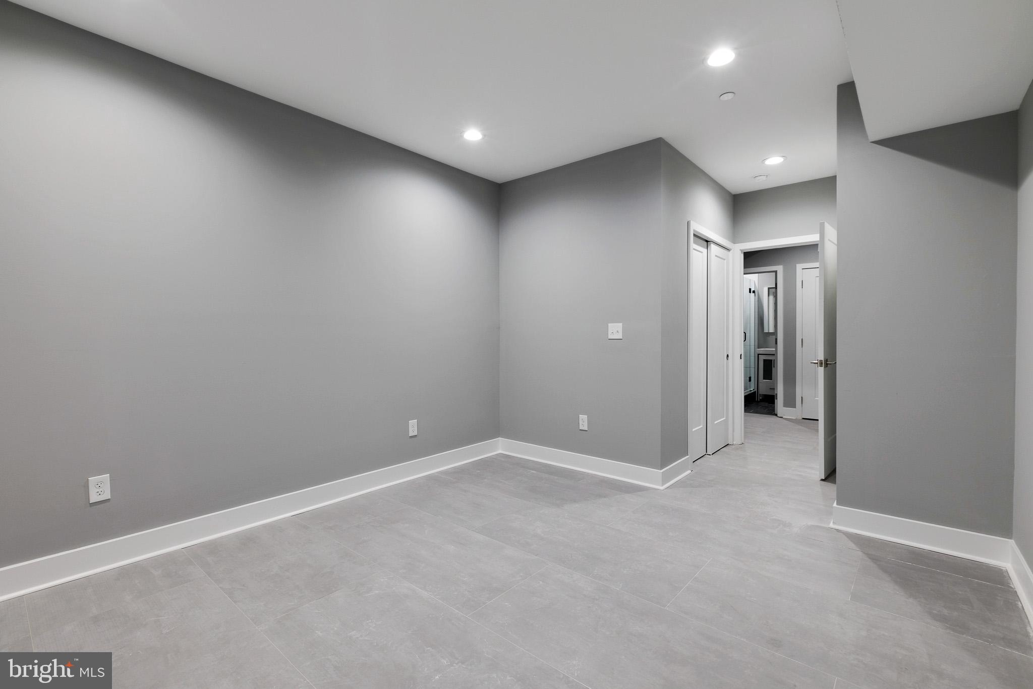 WEST KENSINGTON - Residential Lease