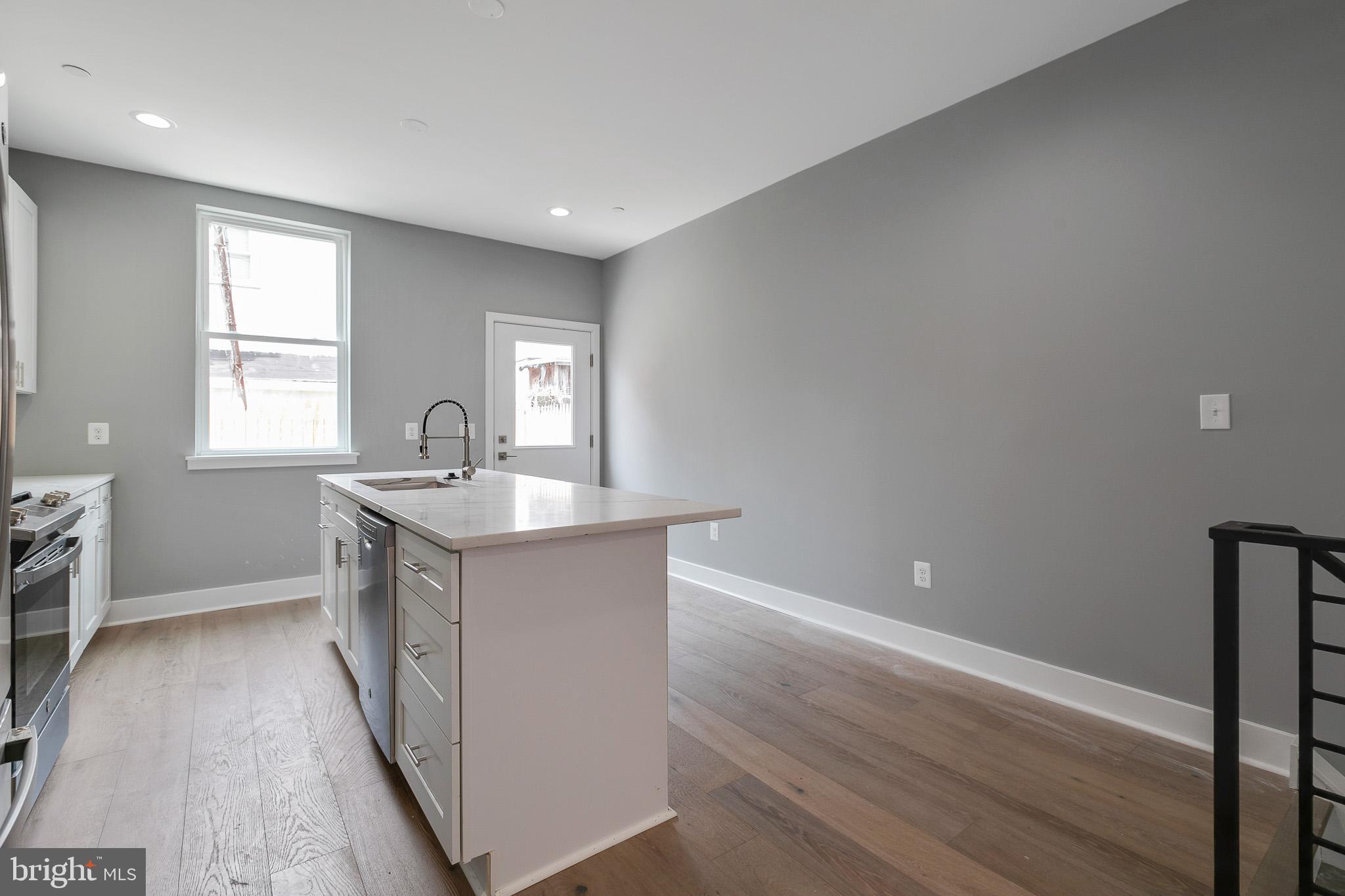 WEST KENSINGTON - Residential Lease