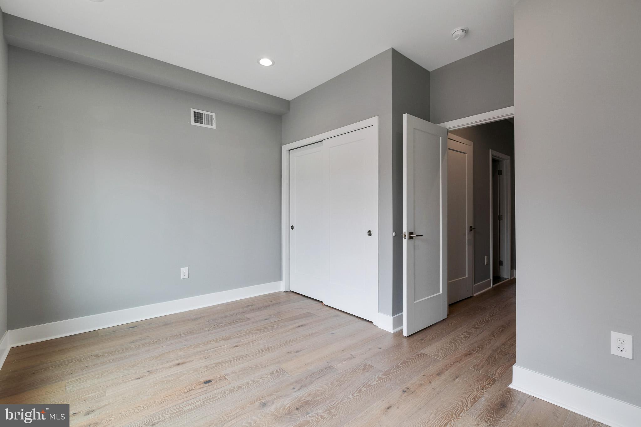 WEST KENSINGTON - Residential Lease