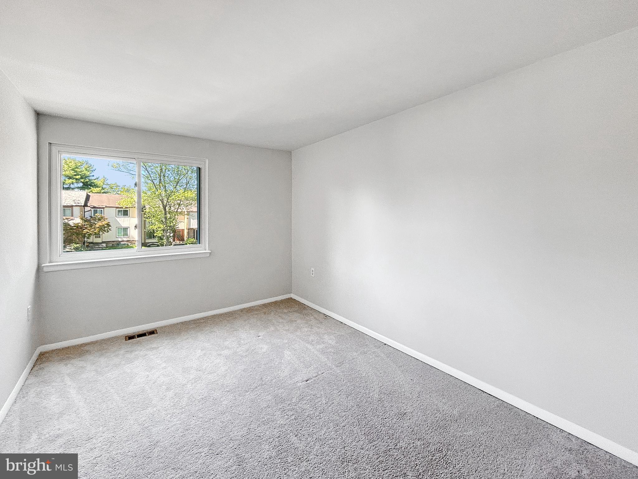 CHARLENE - Residential