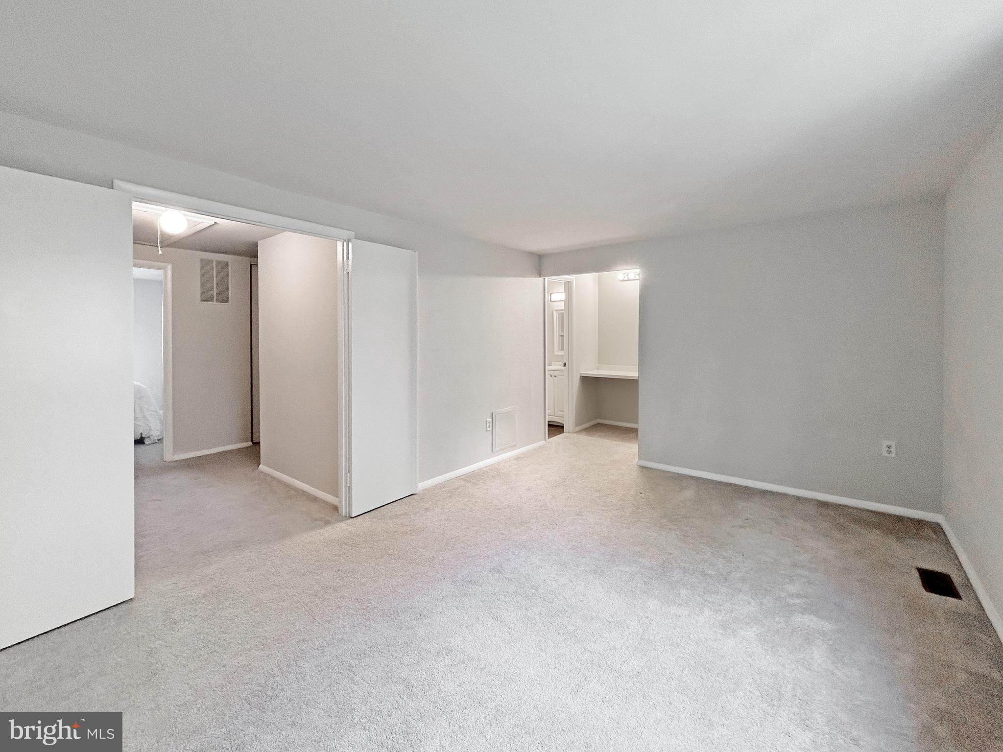 CHARLENE - Residential