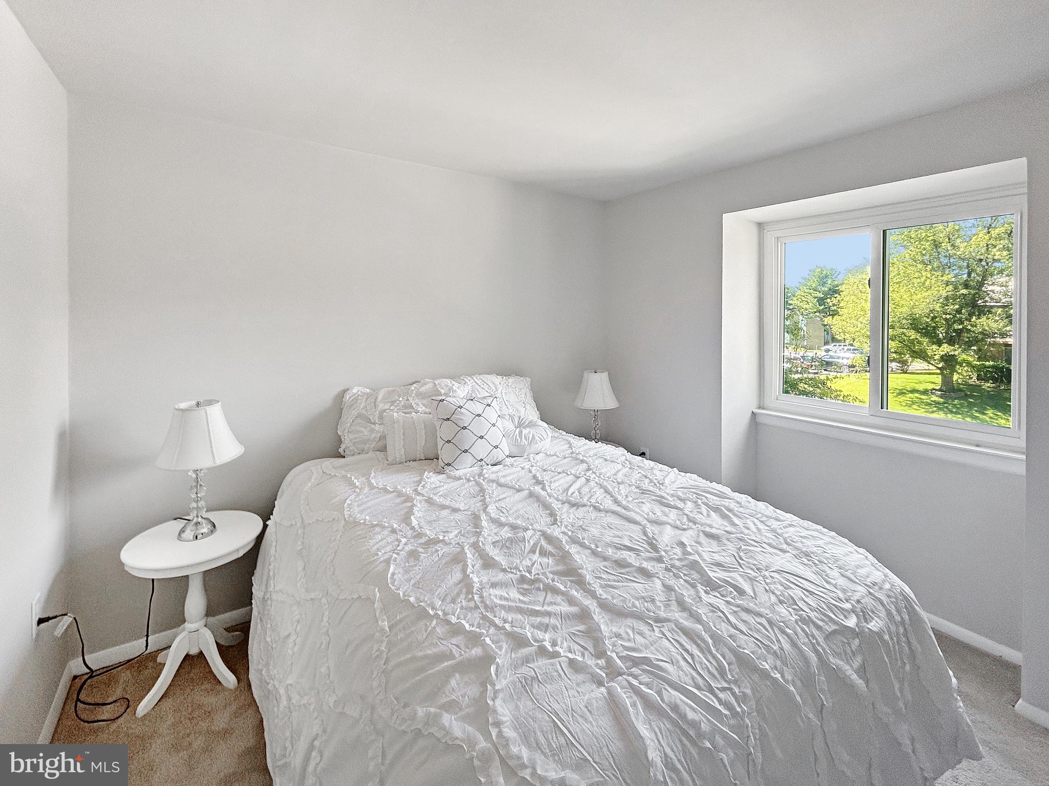 CHARLENE - Residential