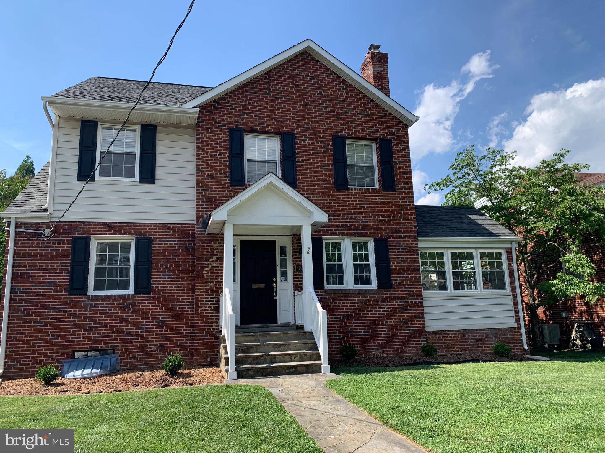 LEE HEIGHTS - Residential Lease