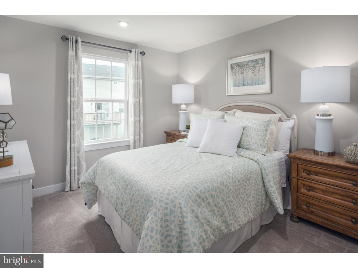 HANOVER POINTE - Residential