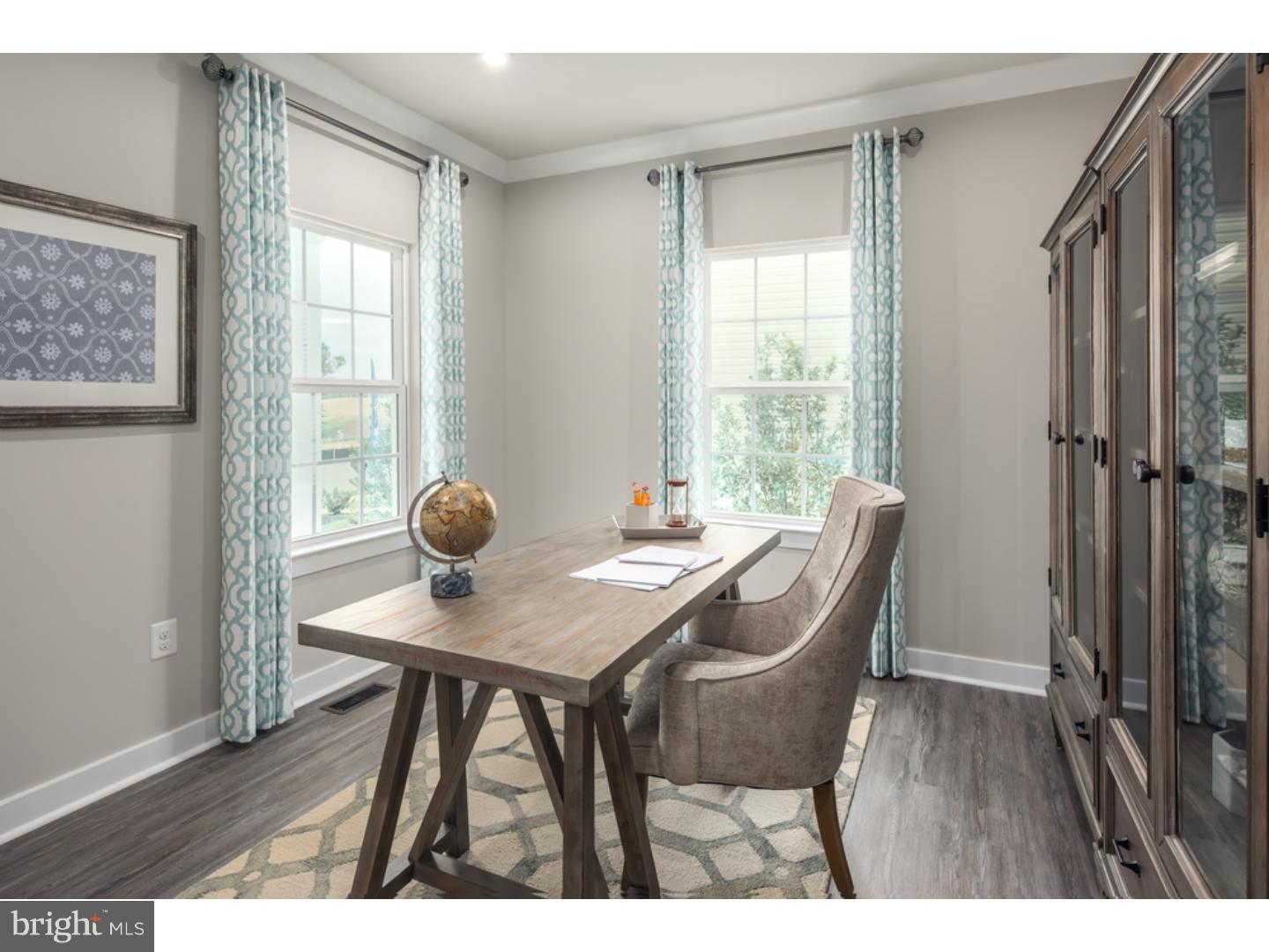 HANOVER POINTE - Residential