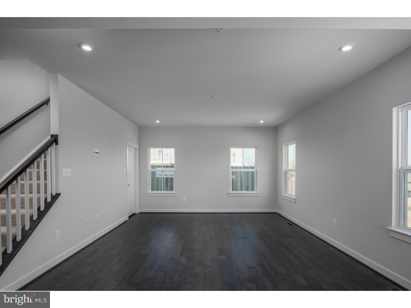 HANOVER POINTE - Residential