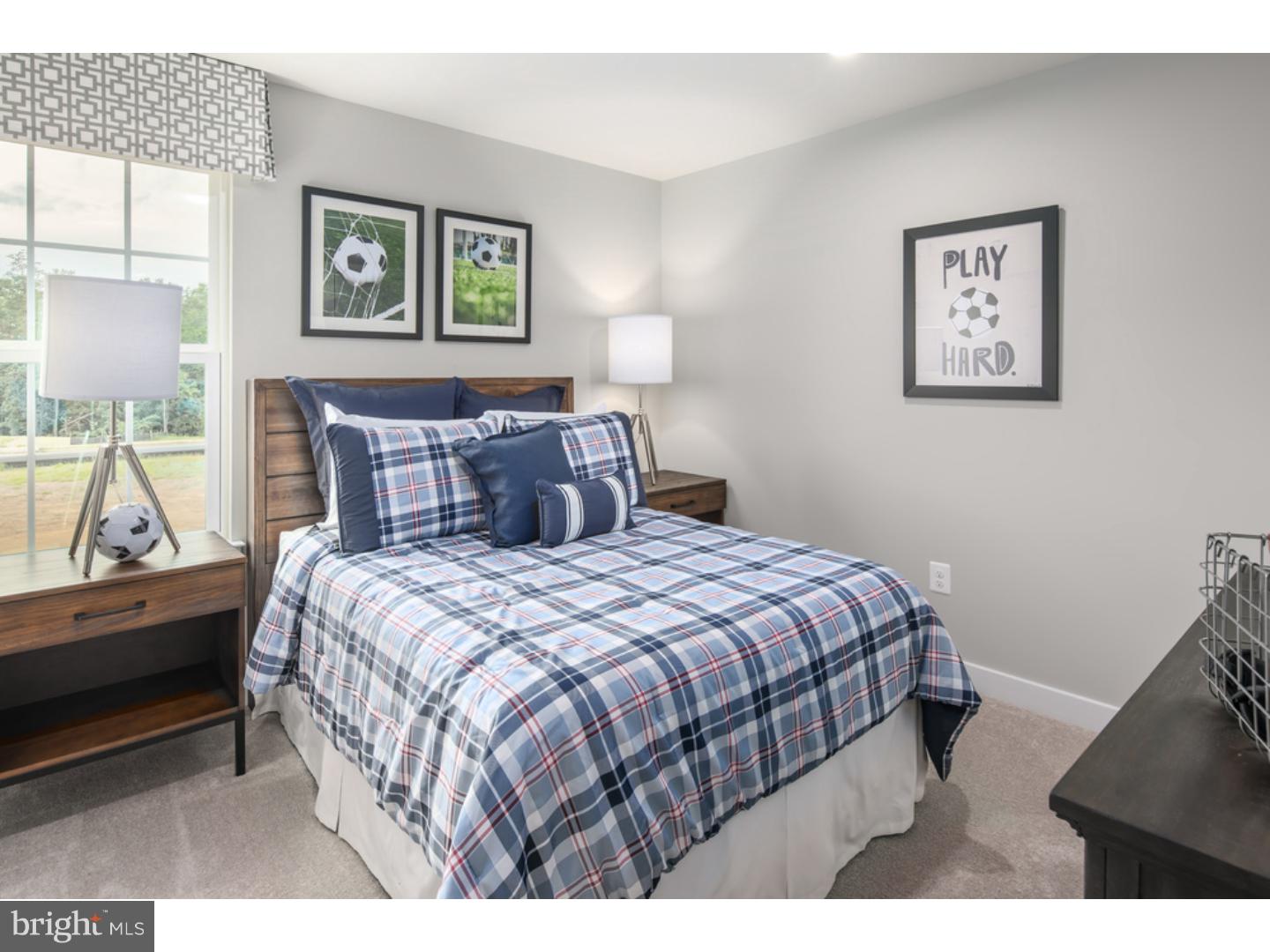 HANOVER POINTE - Residential