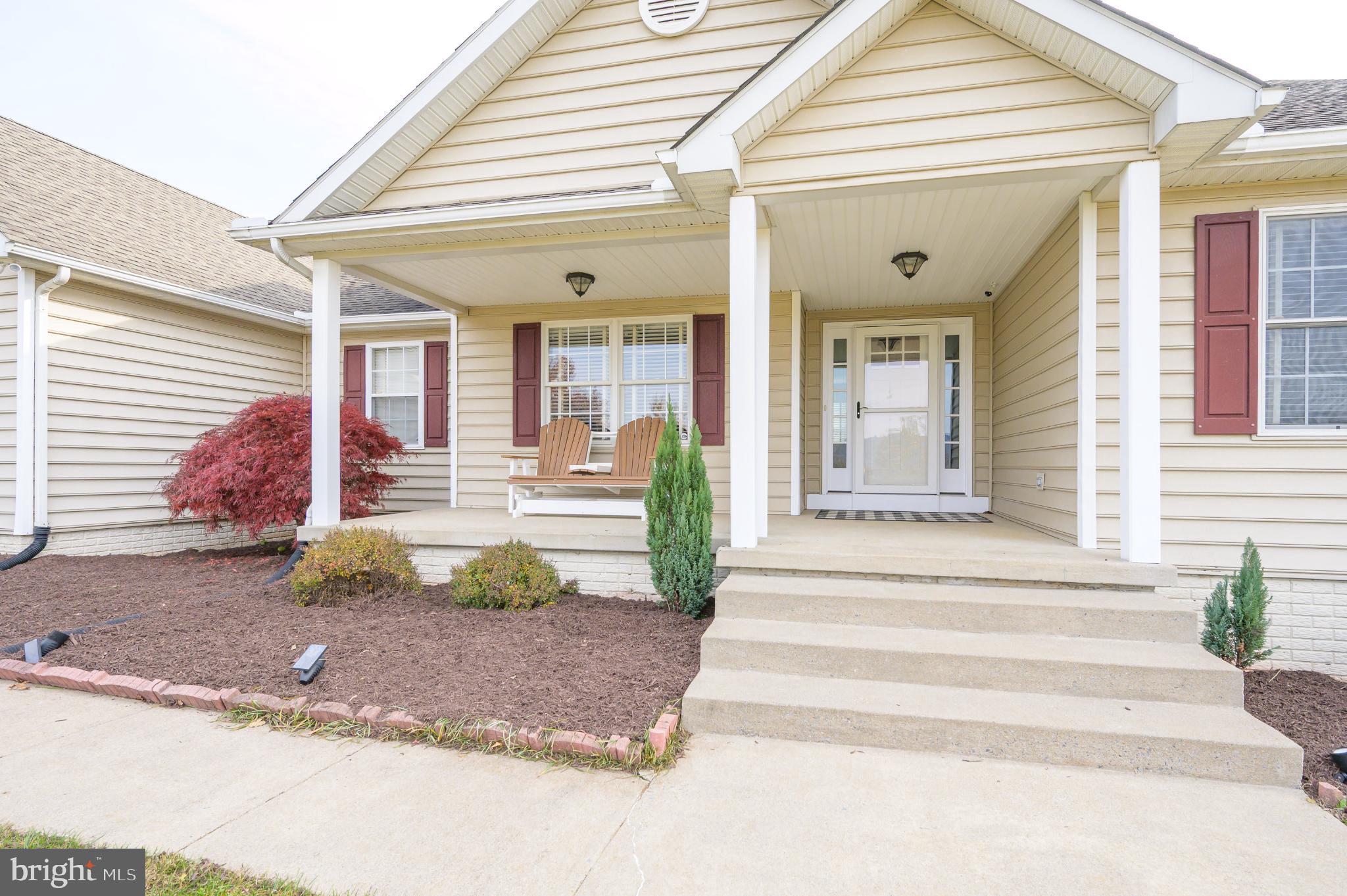 HOLLIS MANOR - Residential