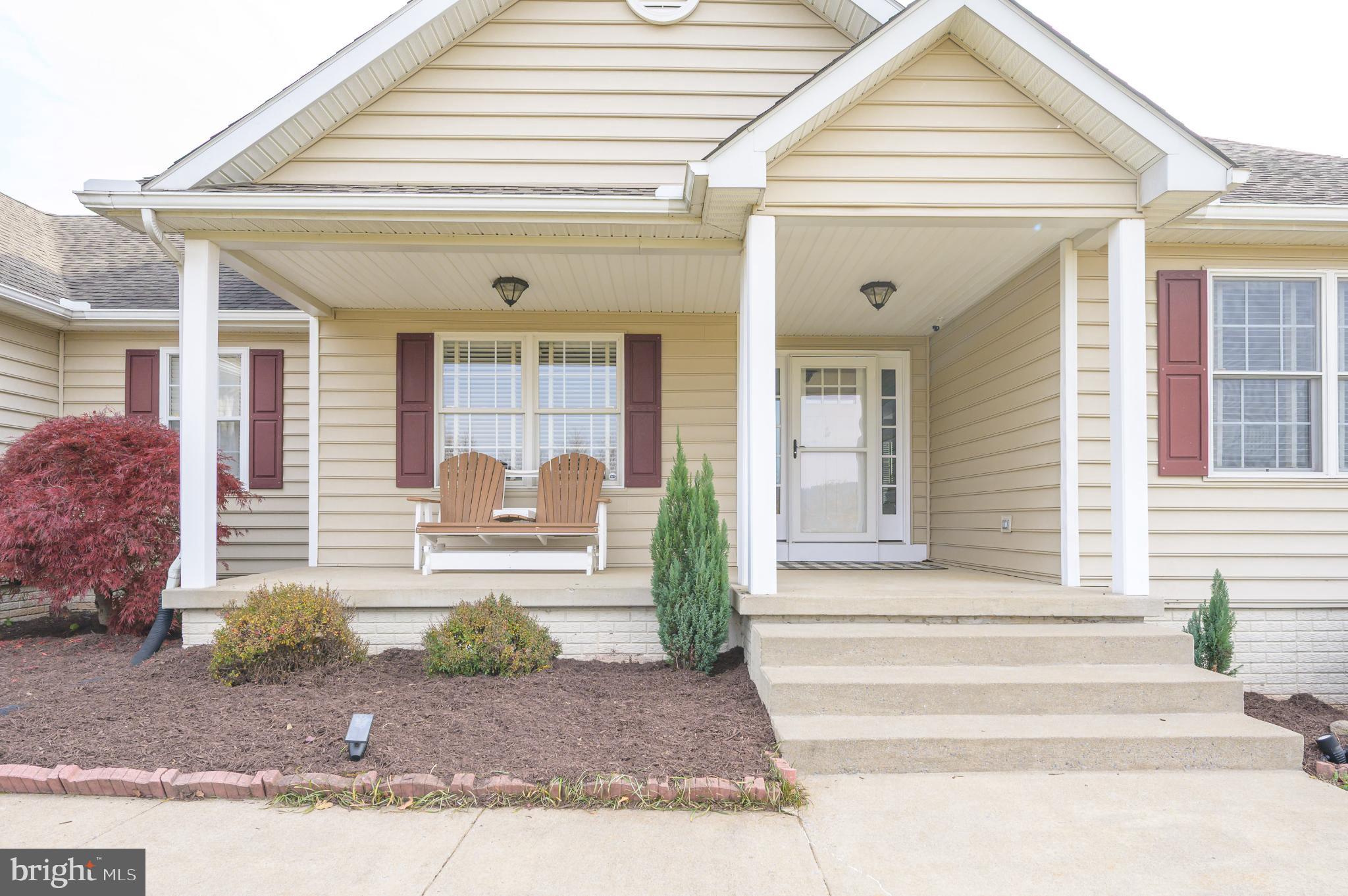 HOLLIS MANOR - Residential