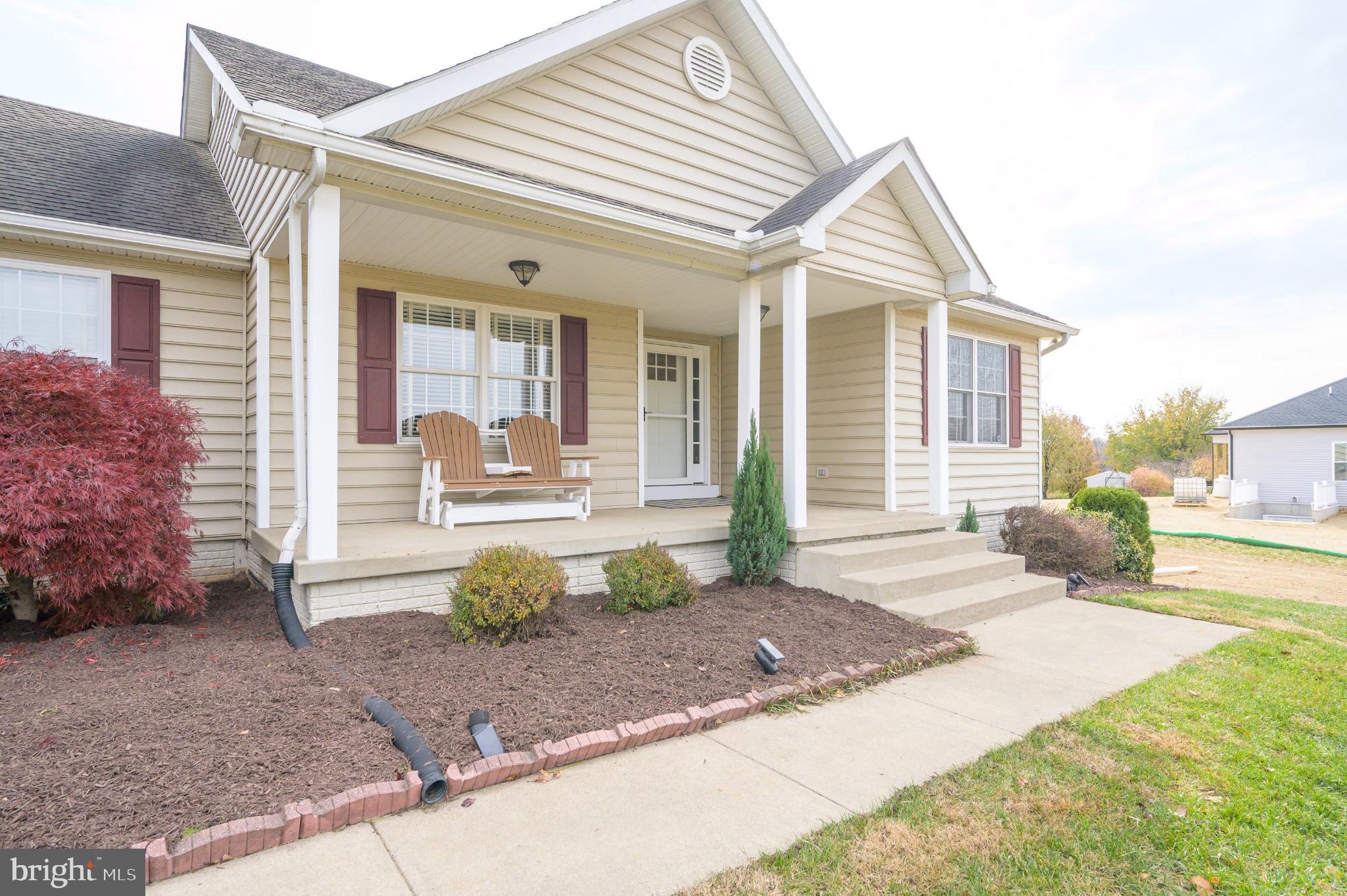 HOLLIS MANOR - Residential