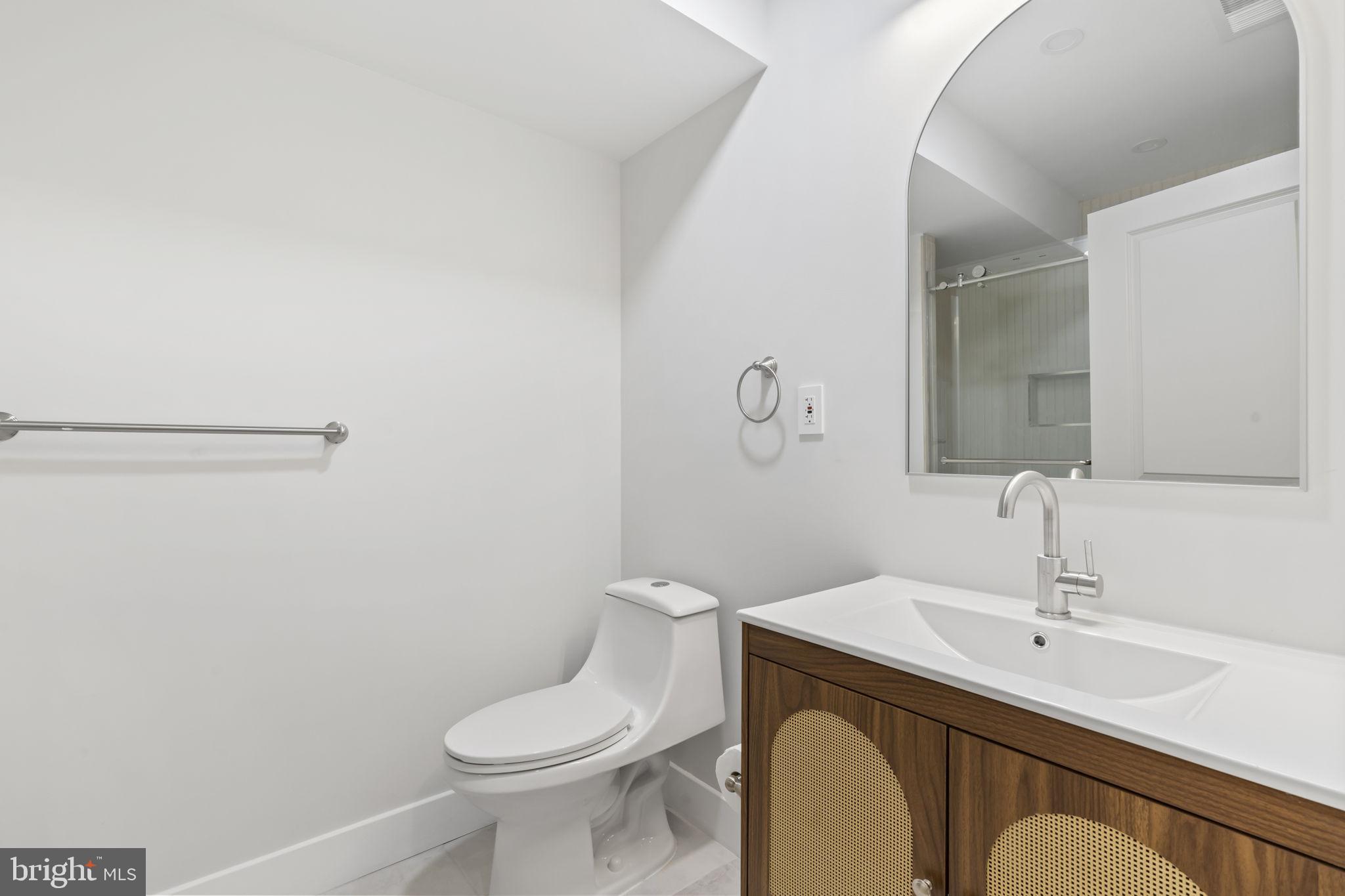 GRADUATE HOSPITAL - Residential