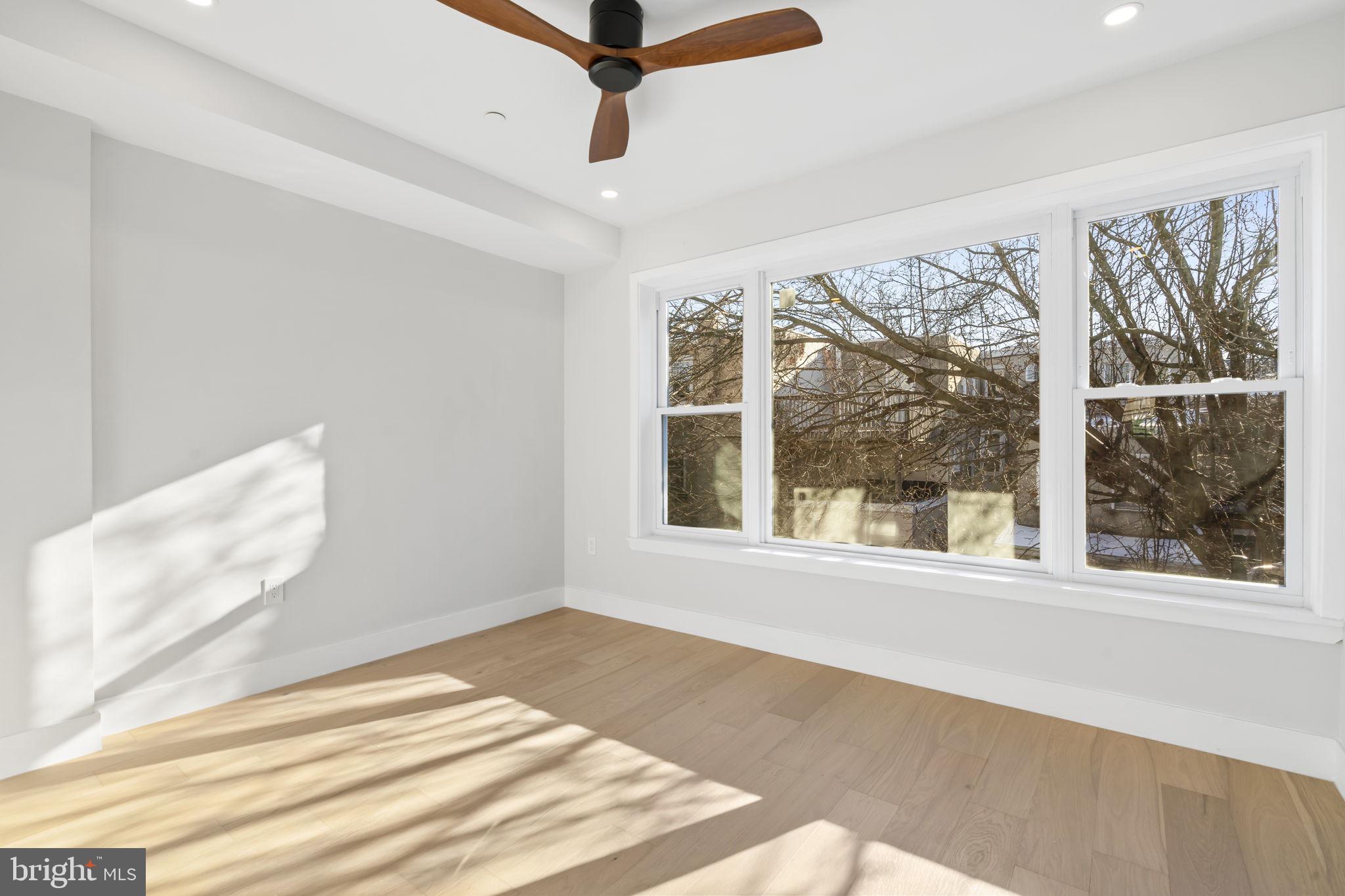 GRADUATE HOSPITAL - Residential