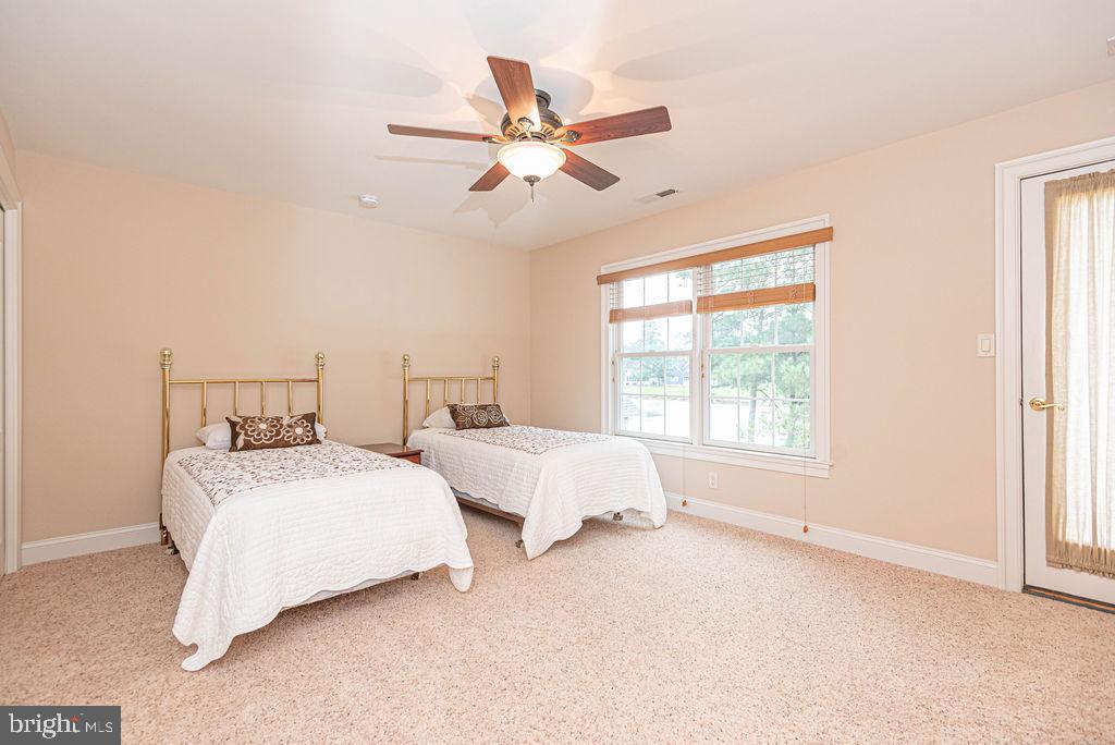 RIVER RUN - Residential