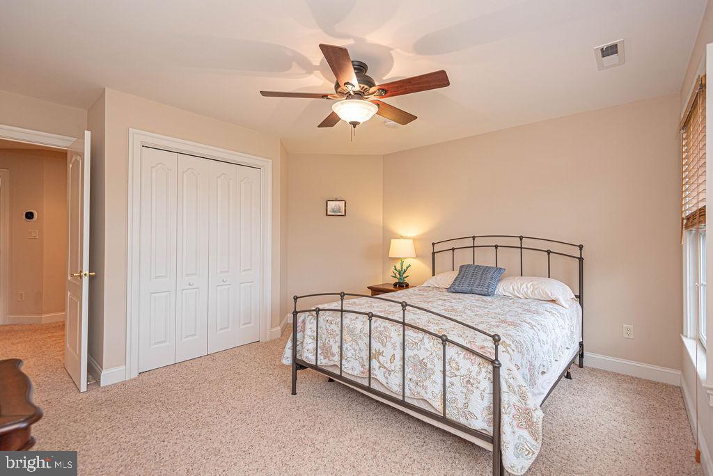 RIVER RUN - Residential