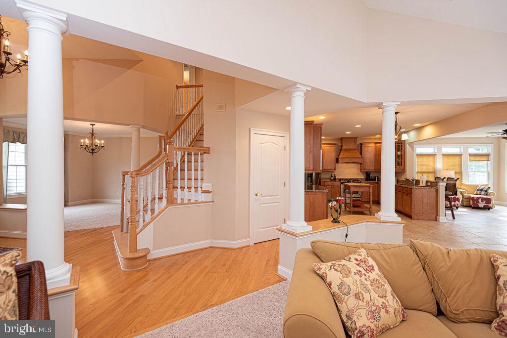 RIVER RUN - Residential