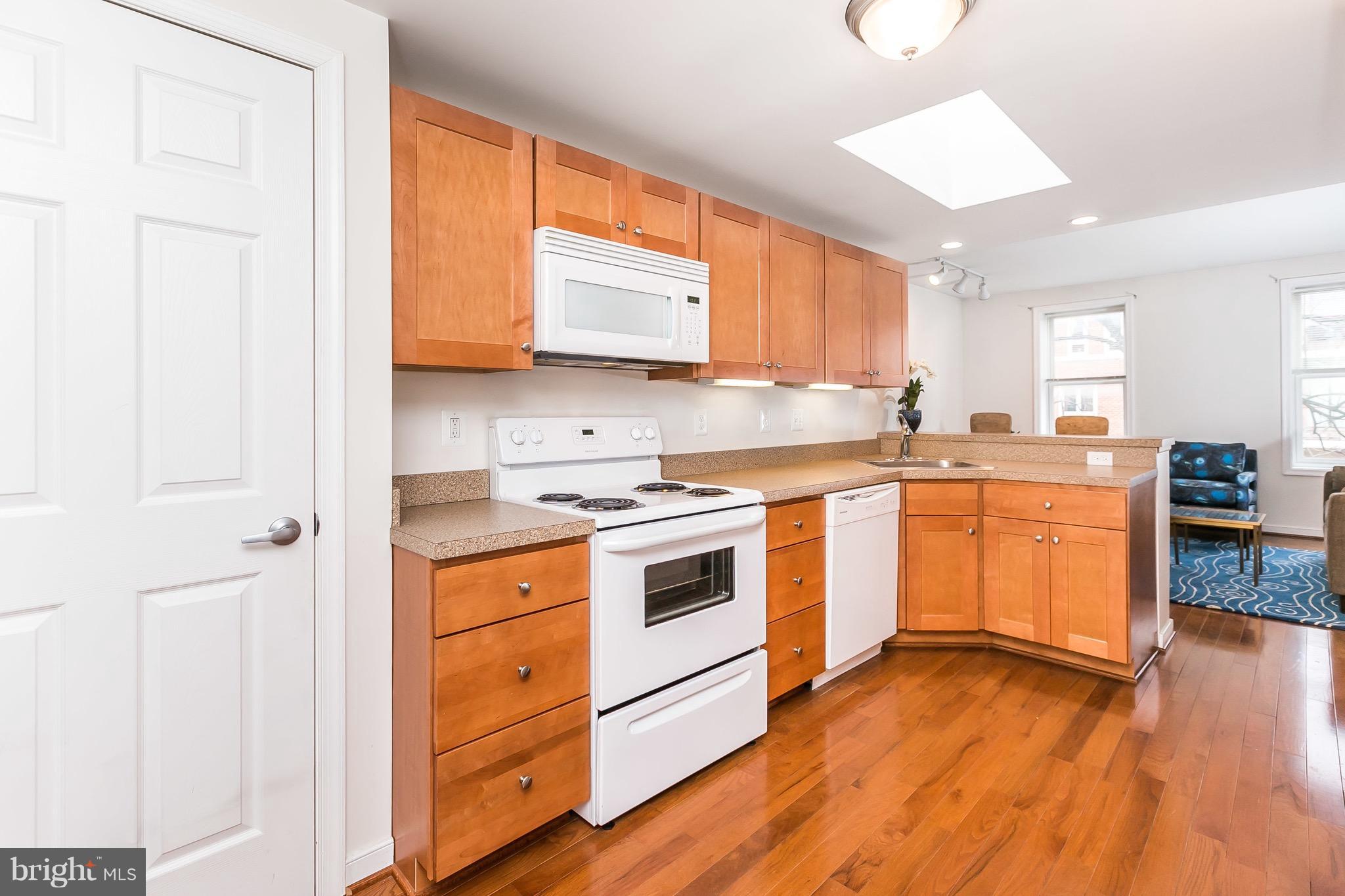 FEDERAL HILL HISTORIC DISTRICT - Residential Lease