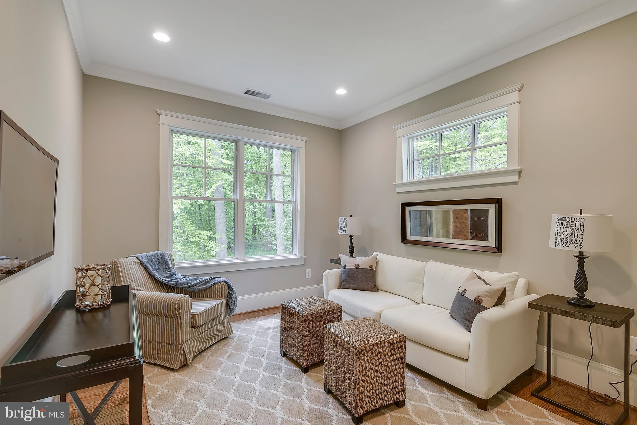COUNTRY CLUB VILLAGE - Residential