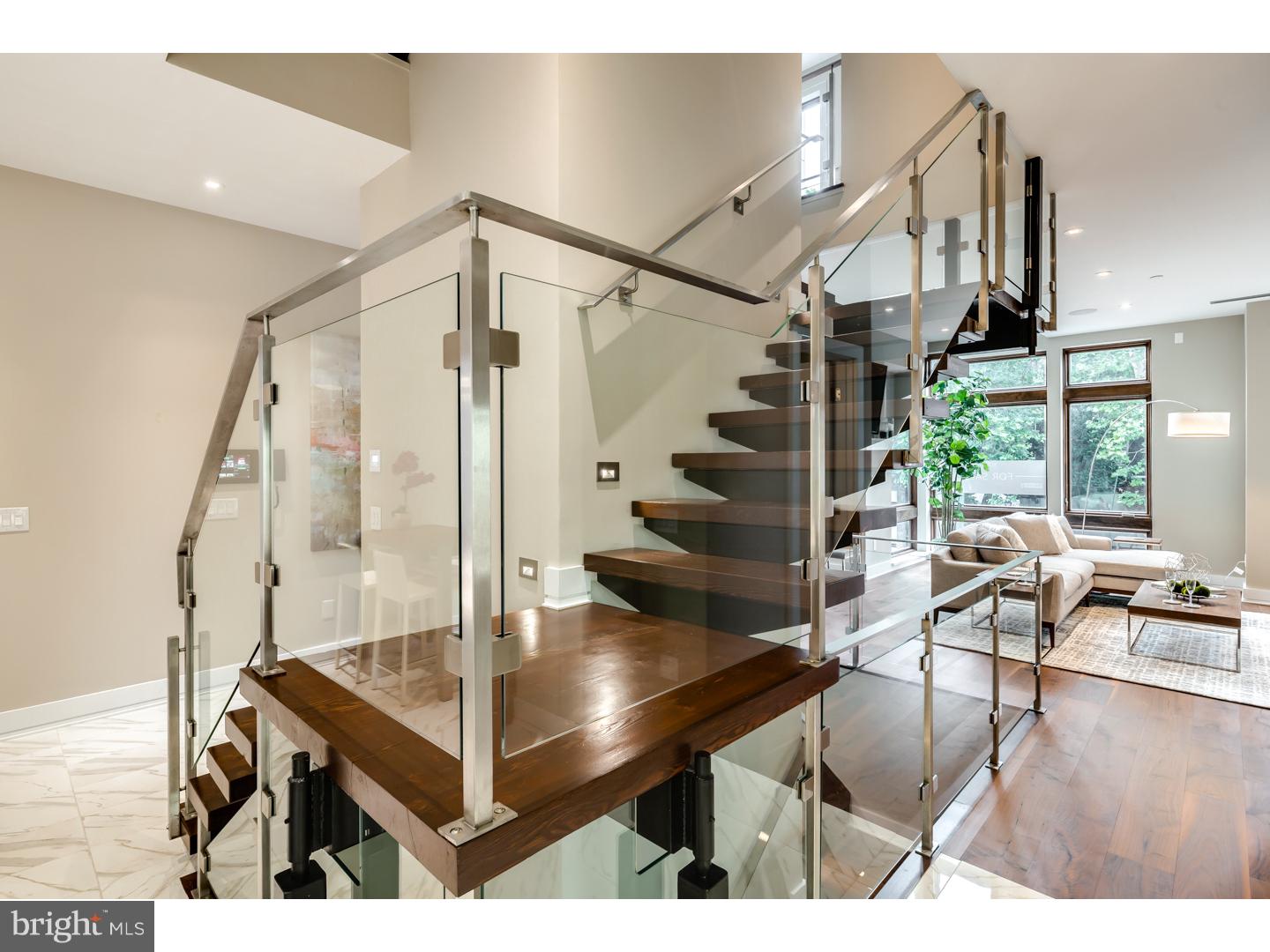 OLD CITY - Residential