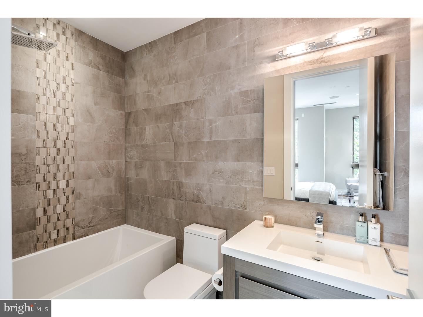 OLD CITY - Residential