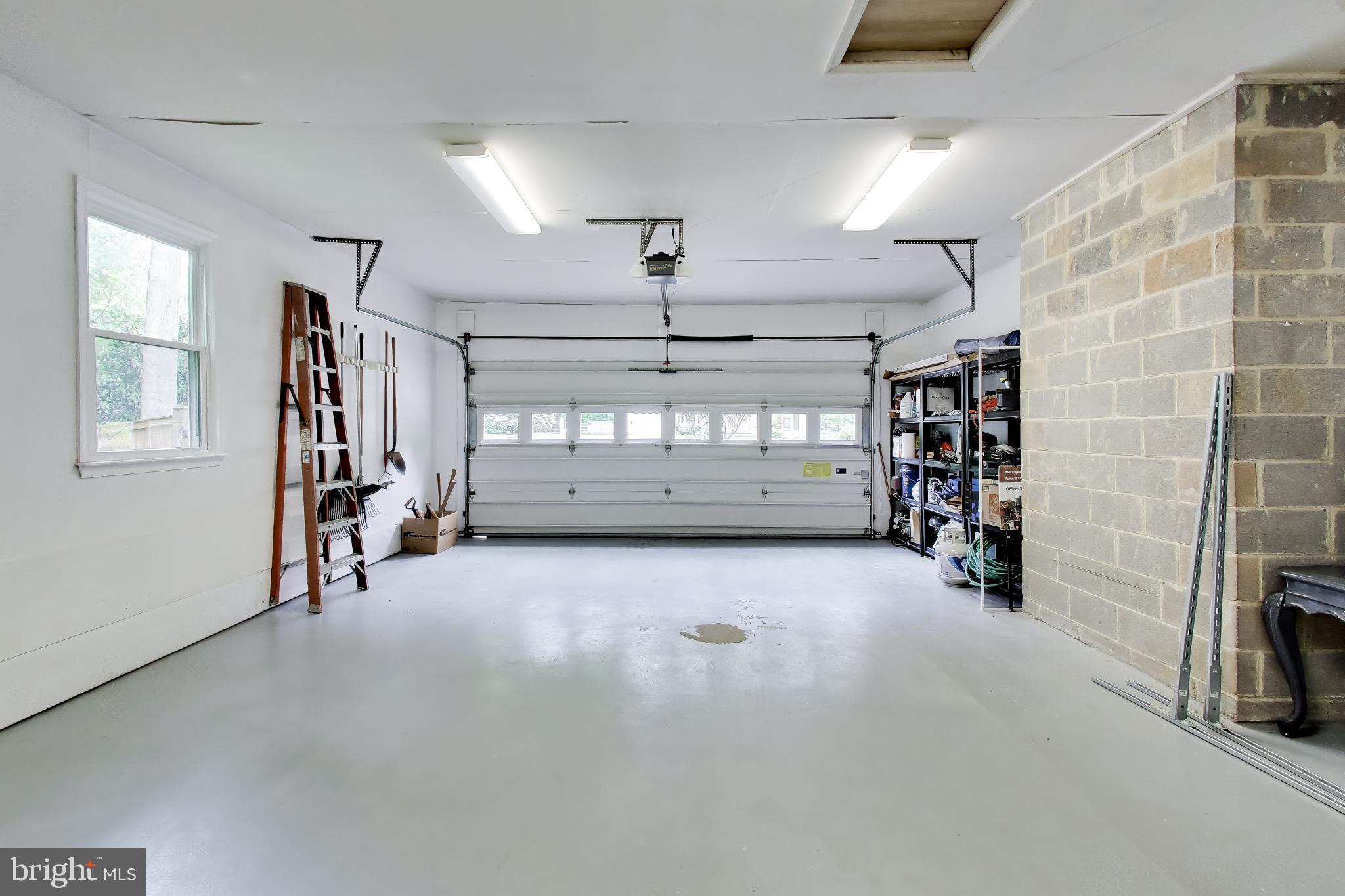 LONG BRANCH - Residential