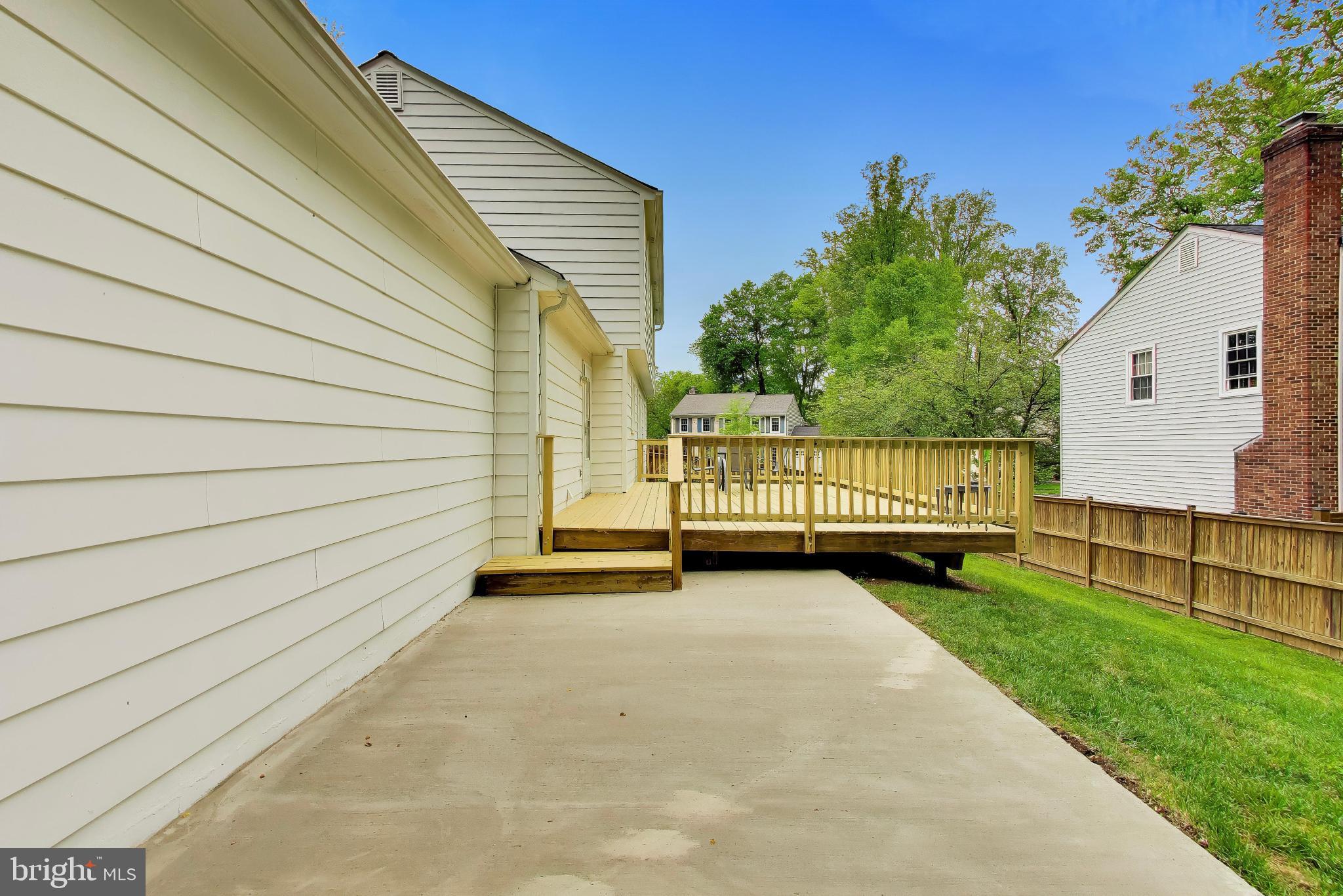 LONG BRANCH - Residential