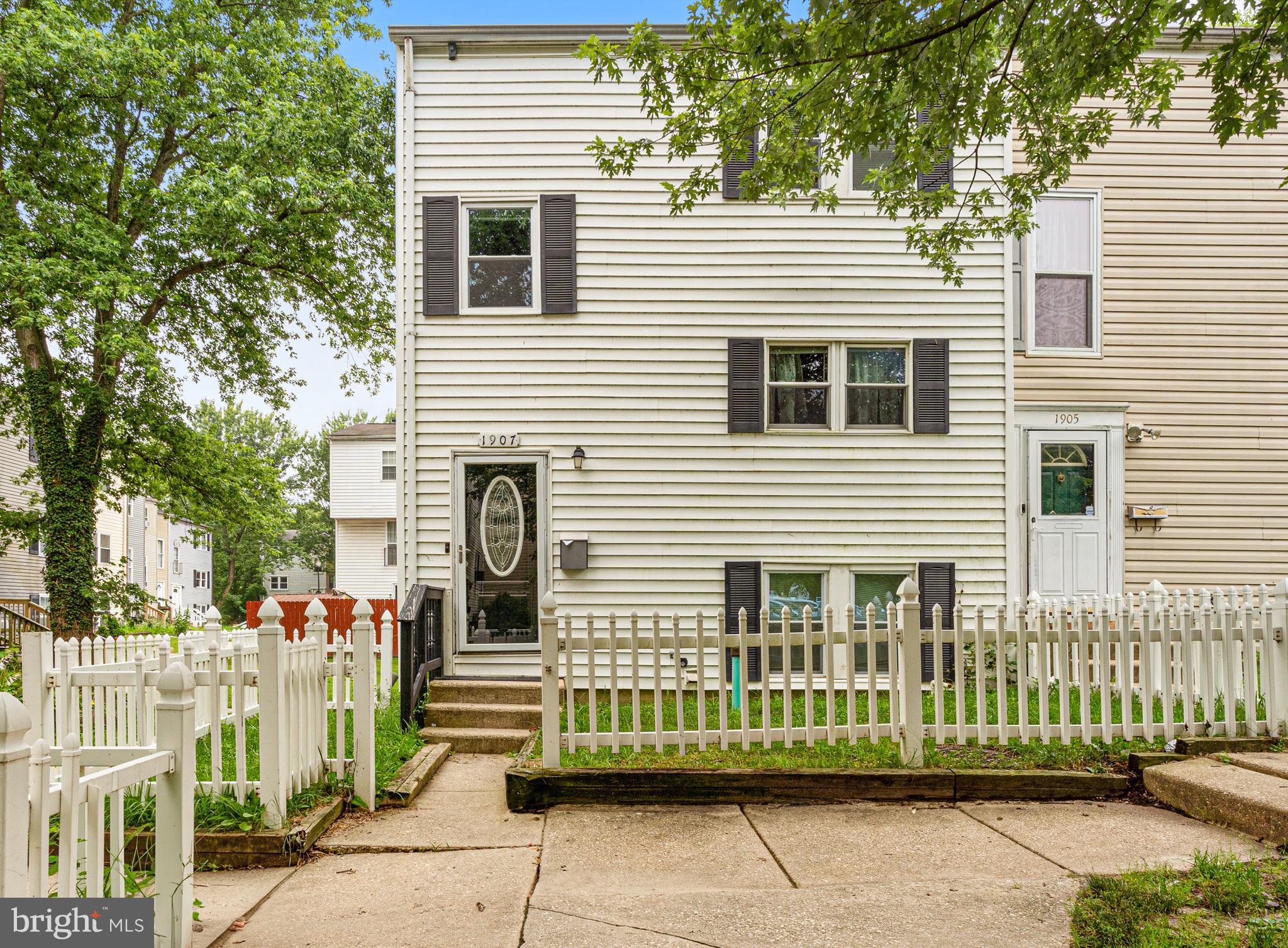 1907 BROOKSIDE DRIVE