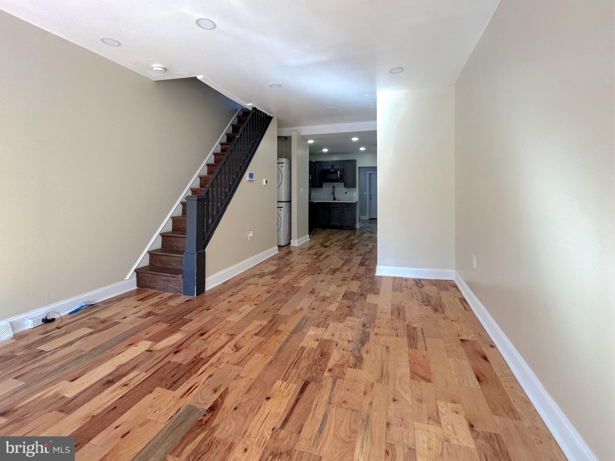 127 N DUPONT STREET