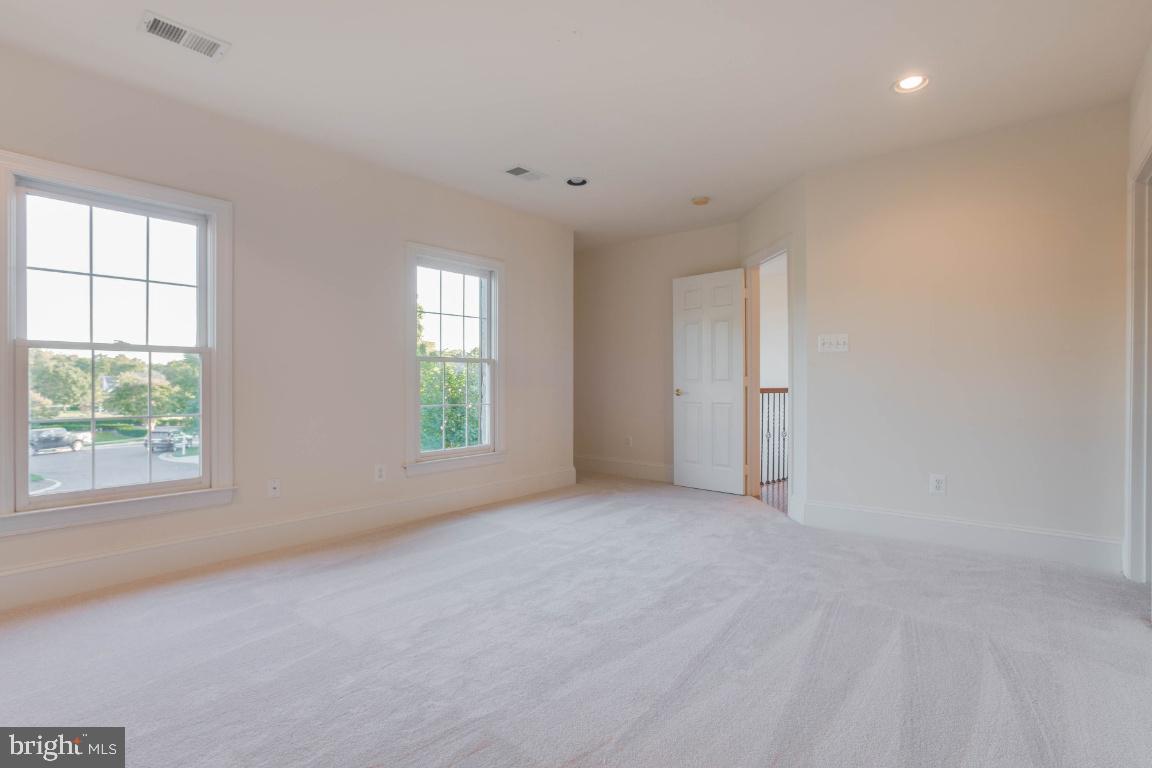 PIEDMONT - Residential