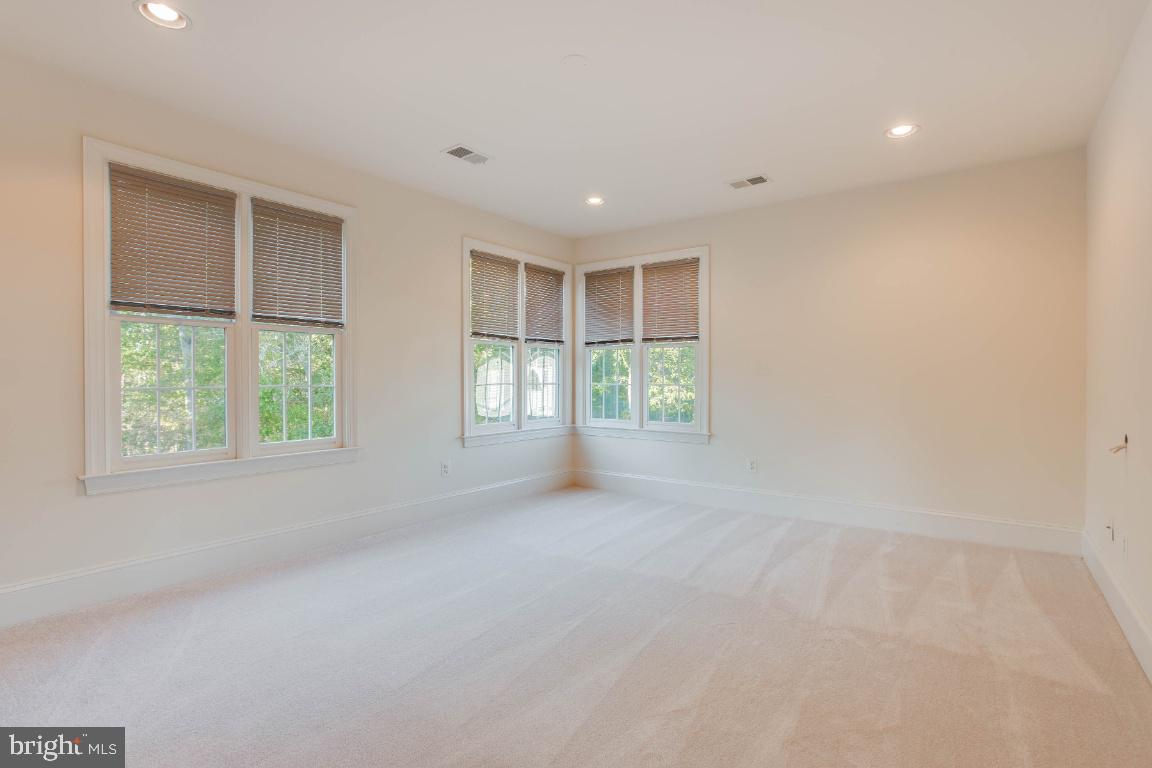 PIEDMONT - Residential