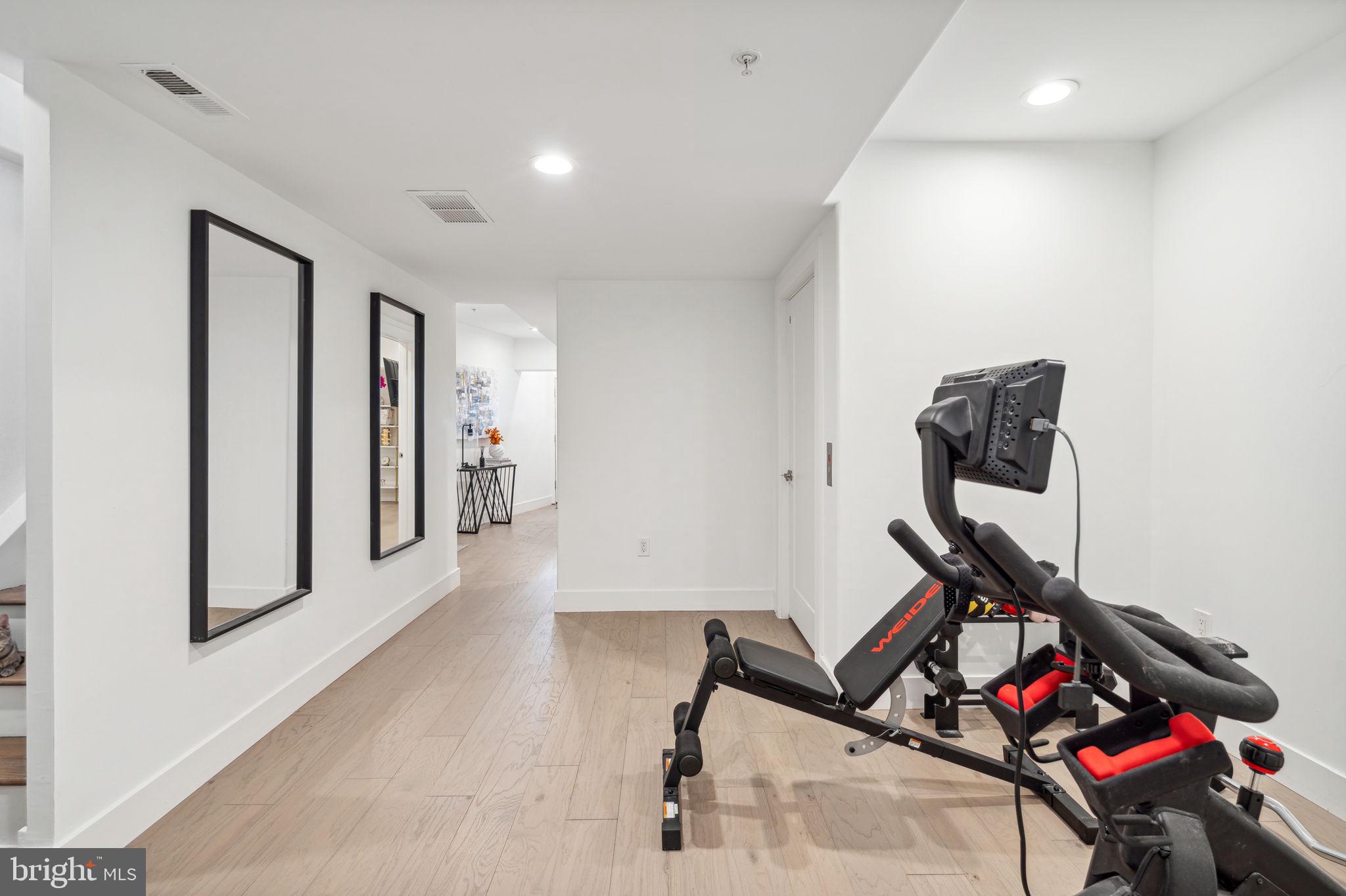 MANAYUNK - Residential