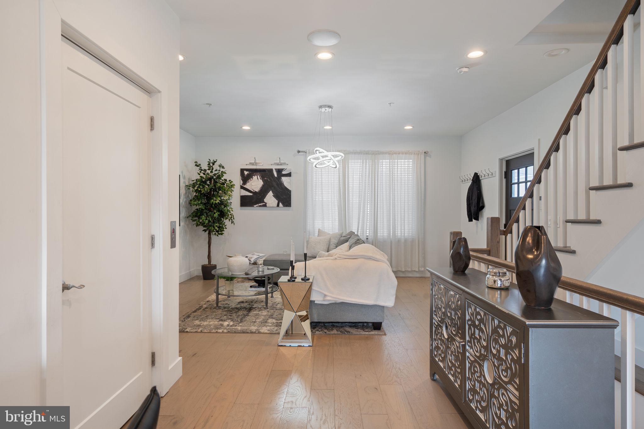 MANAYUNK - Residential