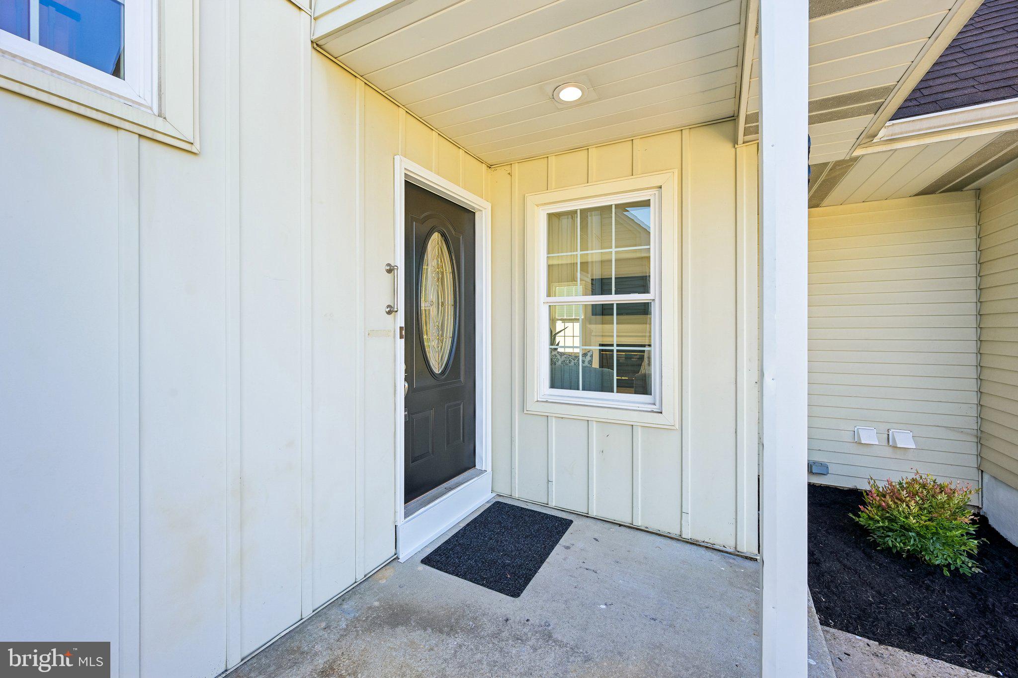 8 WINTERSET LANE