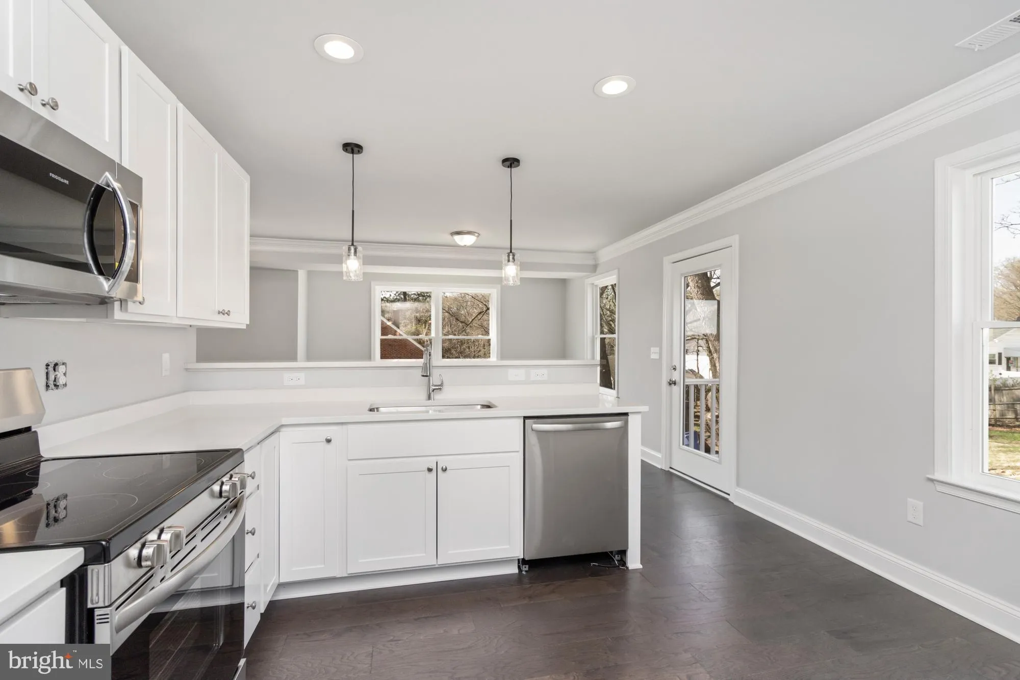 Baltimore, Maryland 21224, United States, 3 Bedrooms Bedrooms, ,3 BathroomsBathrooms,Residential,Active,101788