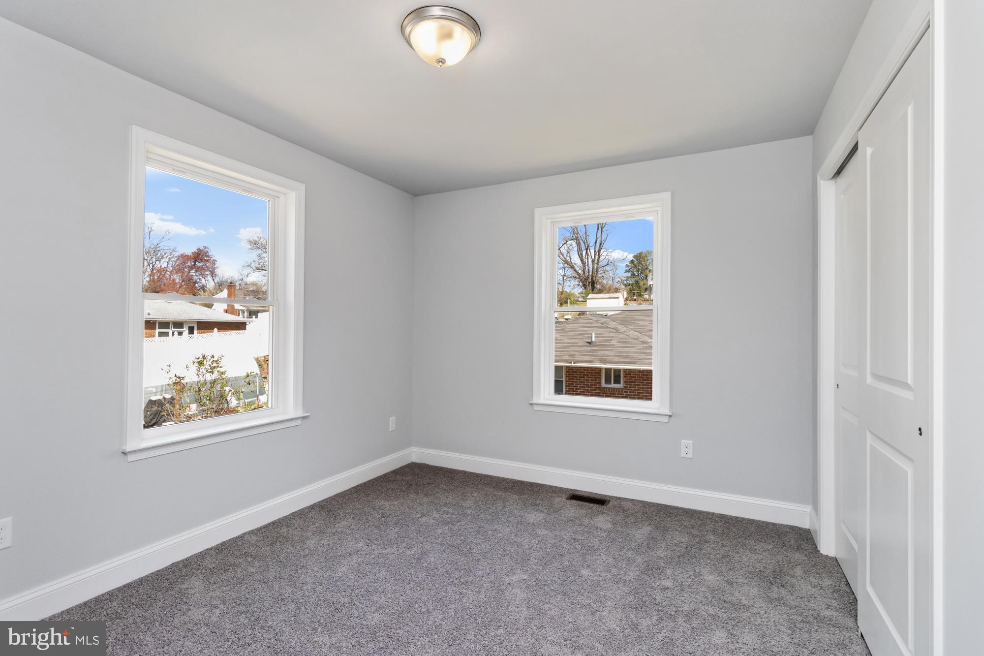 EASTERN HEIGHTS - Residential