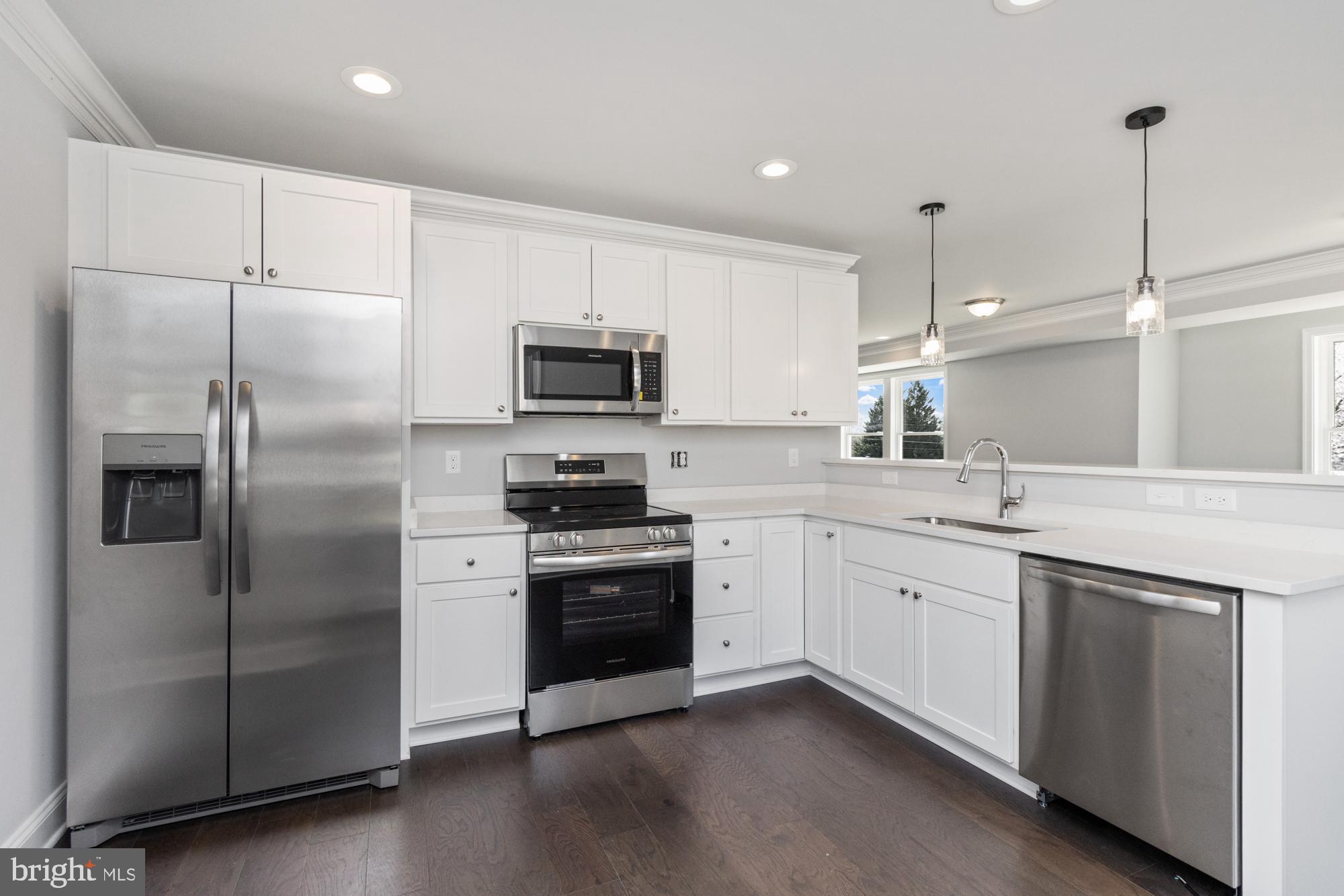 EASTERN HEIGHTS - Residential